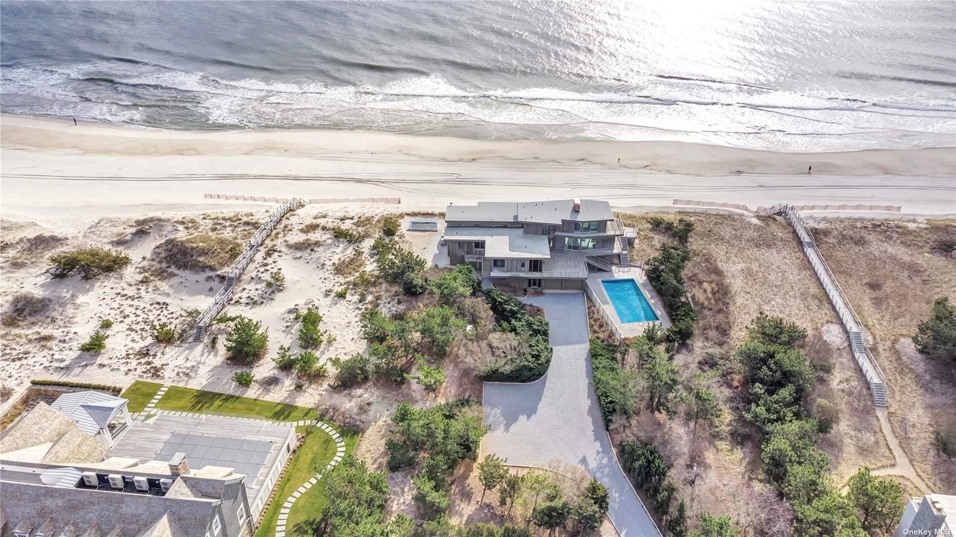 222 Dune Property Photo 1