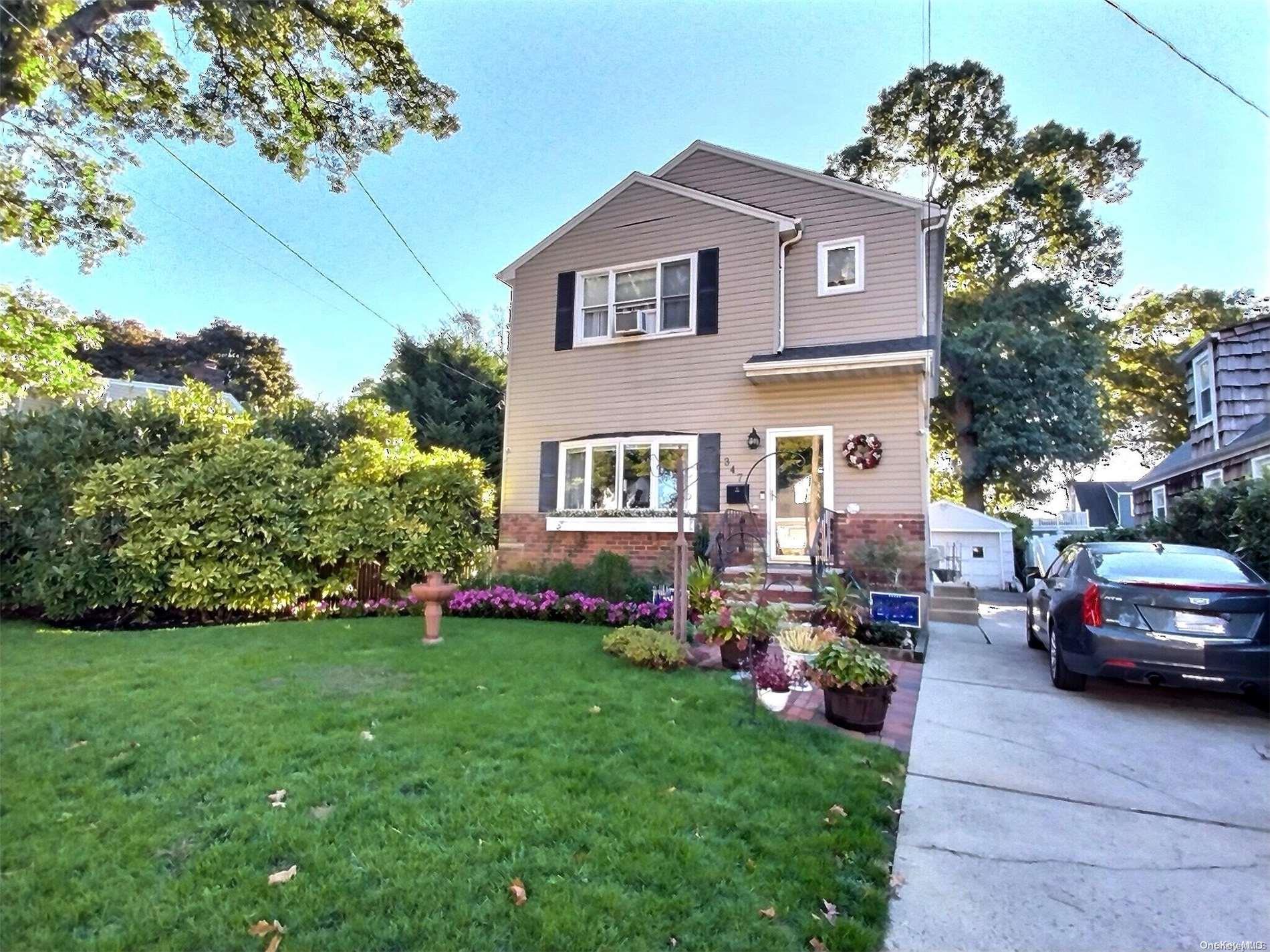 347 Garfield Avenue Property Photo