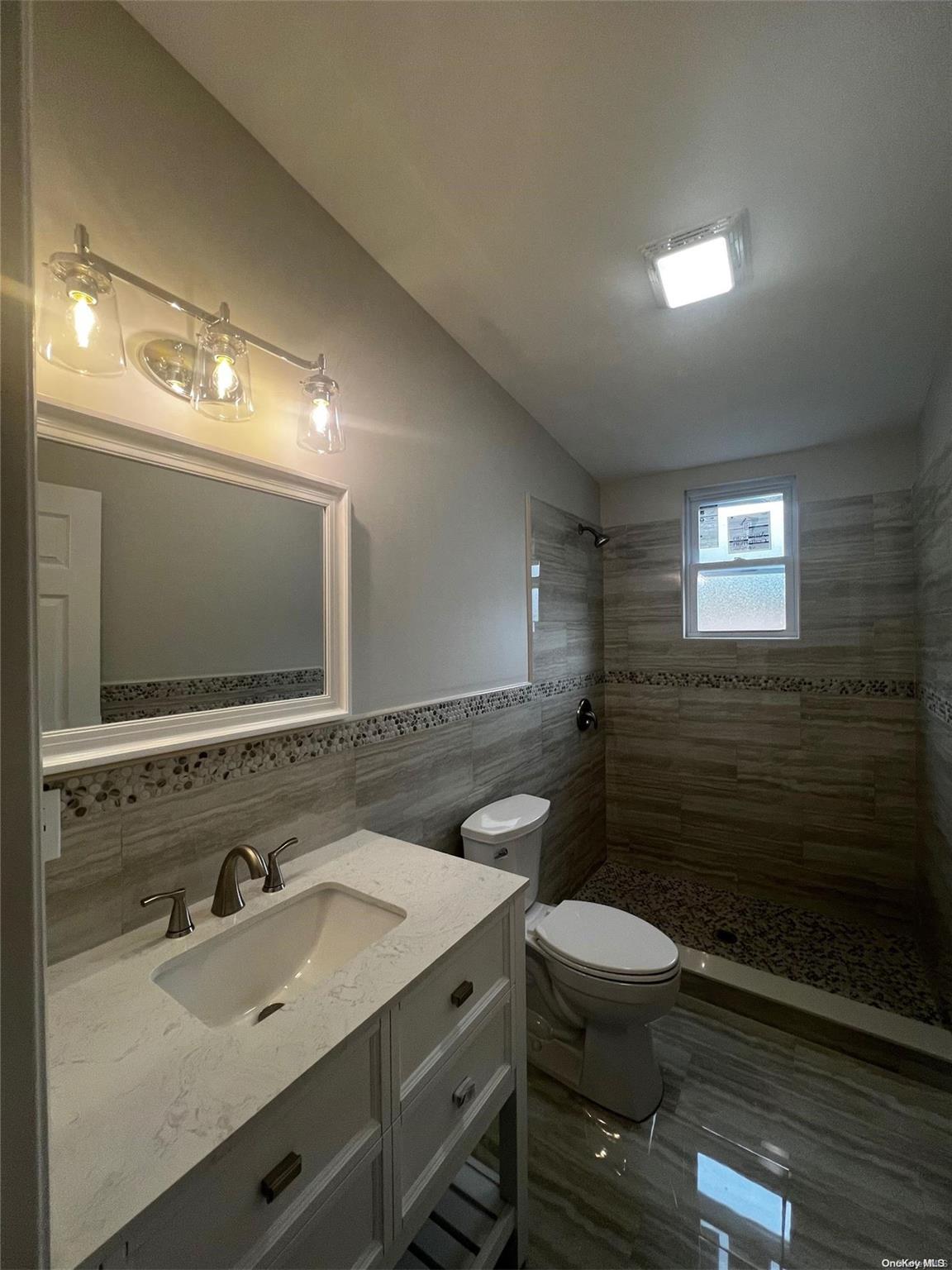 93 Lake Street Property Photo 13