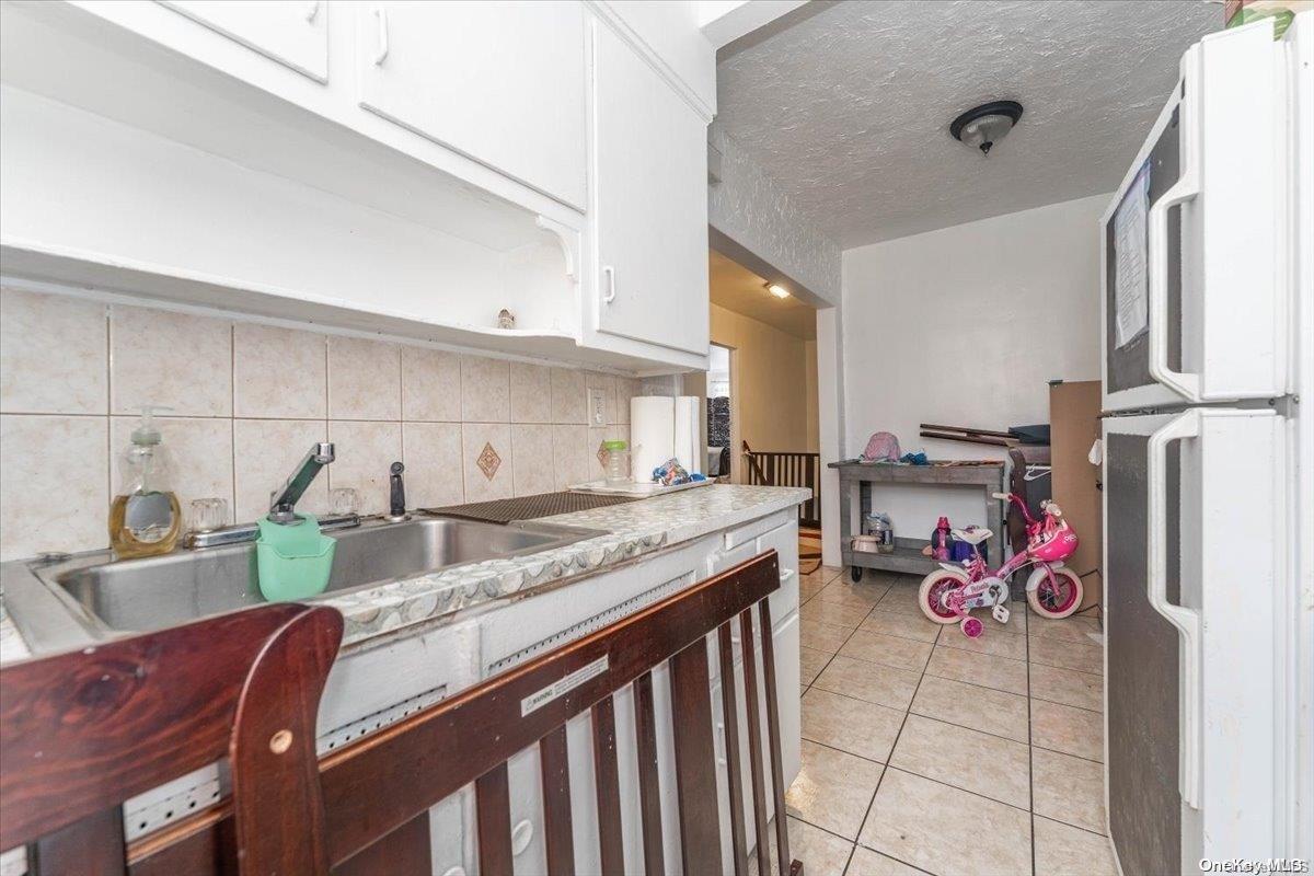 132-25 Avery Avenue Property Photo 12