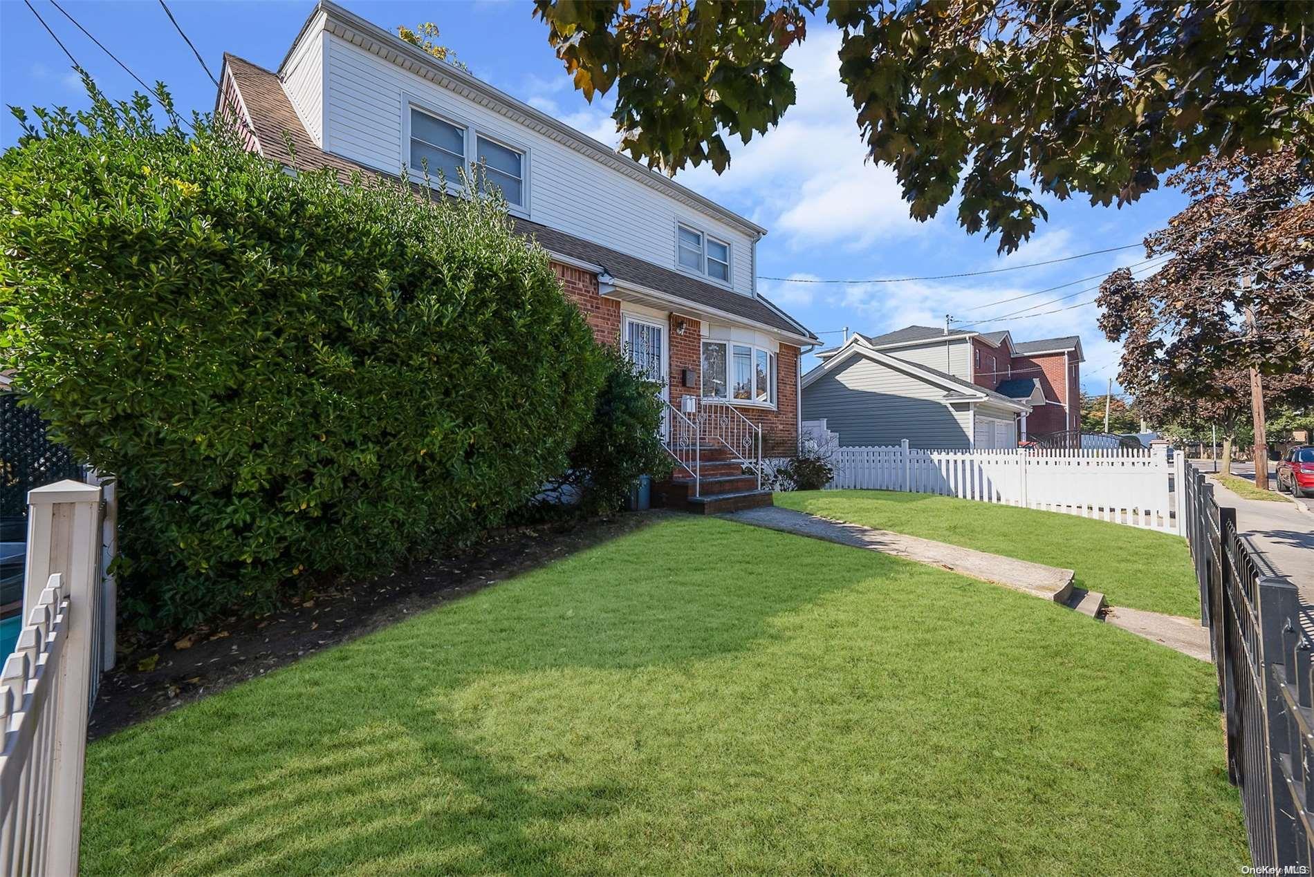 L3585925 Property Photo 2
