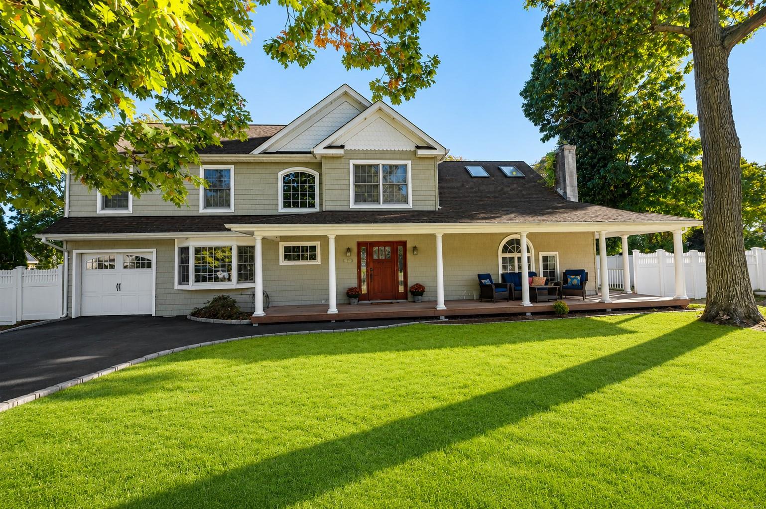 43 Hollins Lane Property Photo 1