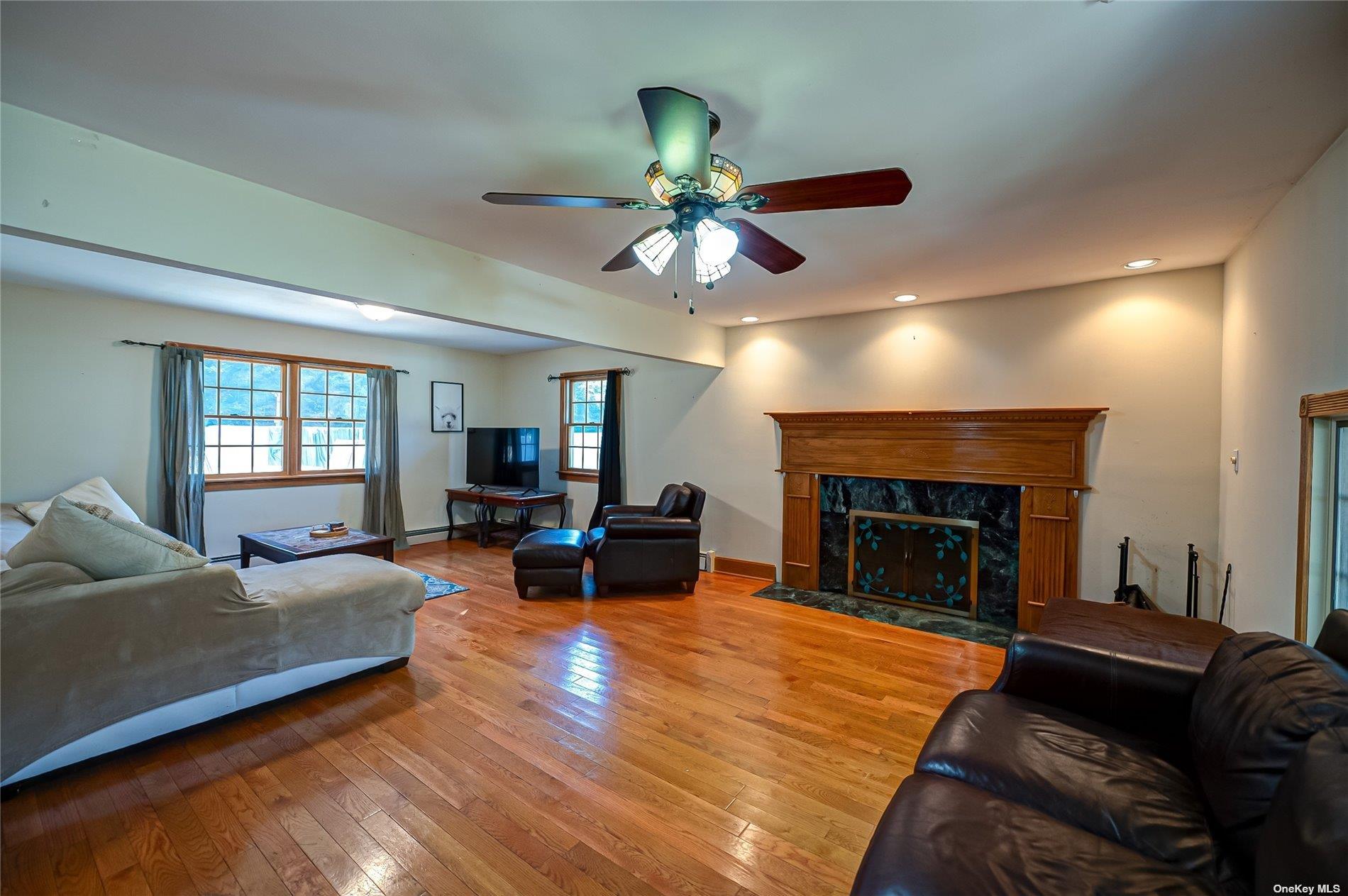 43 Hollins Lane Property Photo 4