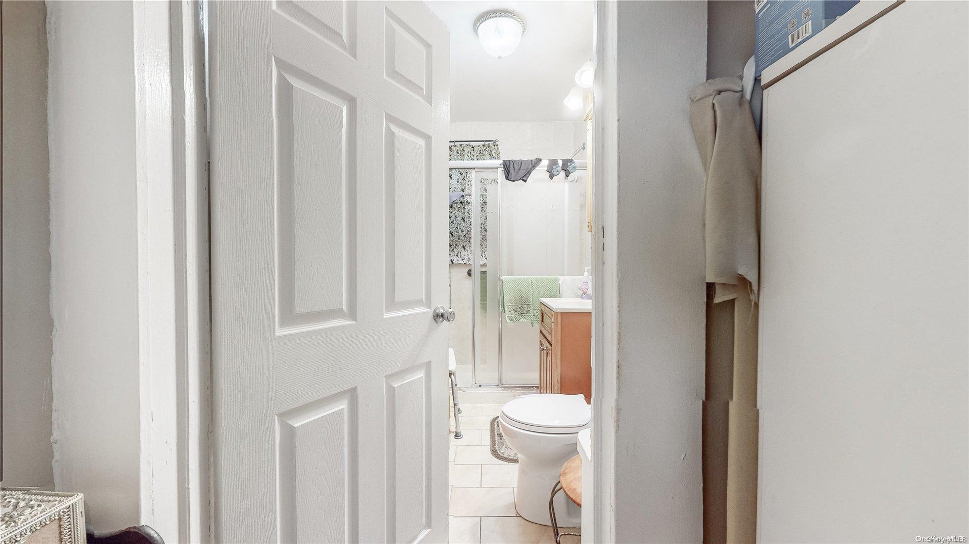 36-44 32nd Street Property Photo 20