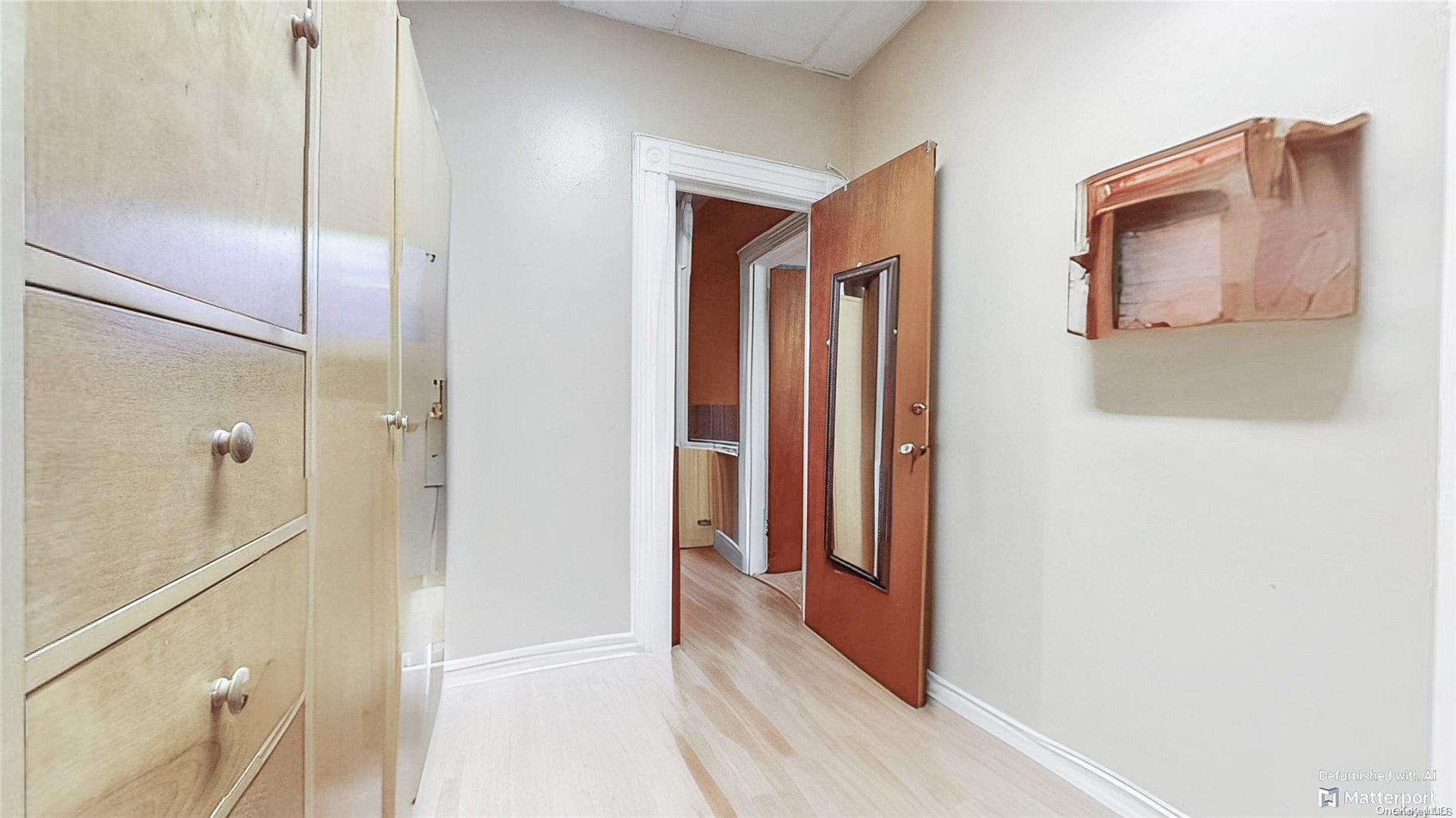 36-44 32nd Street Property Photo 26