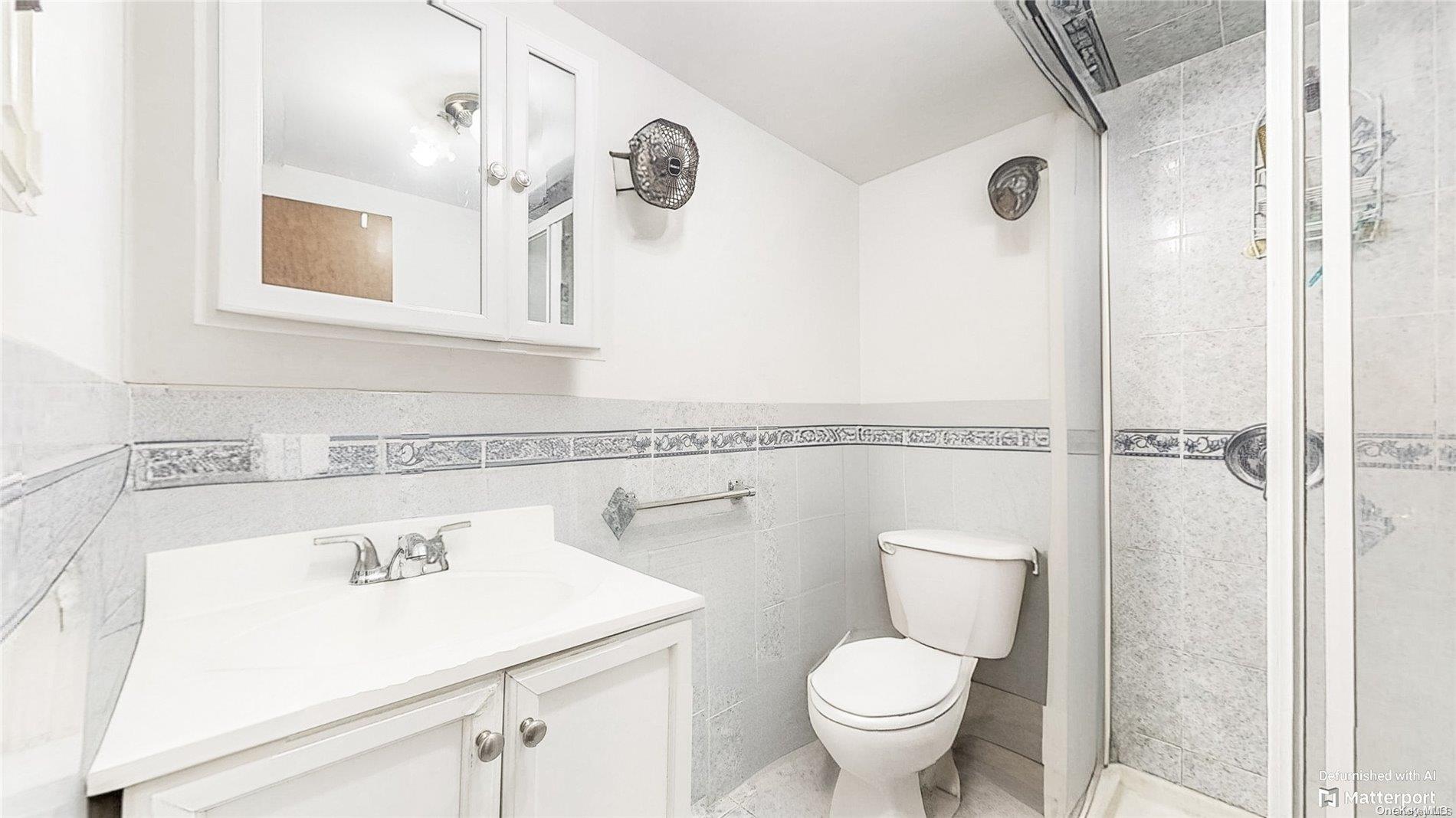 36-44 32nd Street Property Photo 29