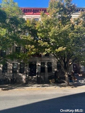 725 Macdonough Street B1b Property Photo