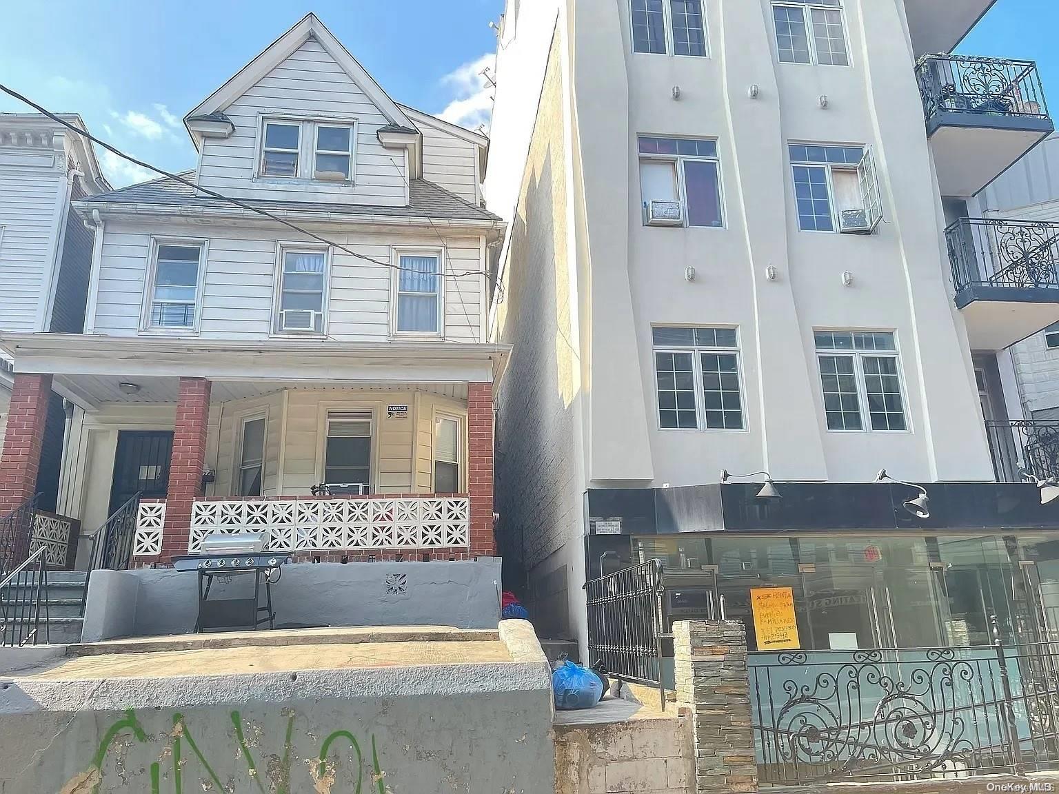104-61 Roosevelt Avenue Property Photo 1