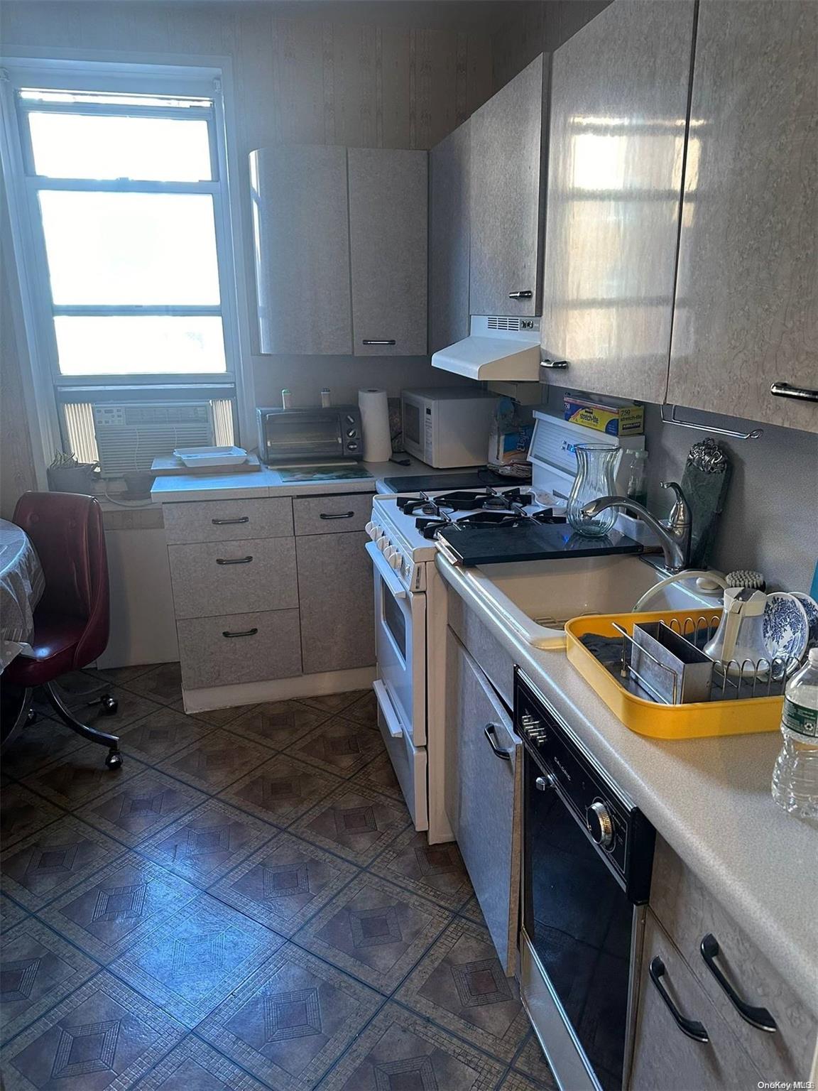 65-65 Wetherole Street 3k Property Photo 6