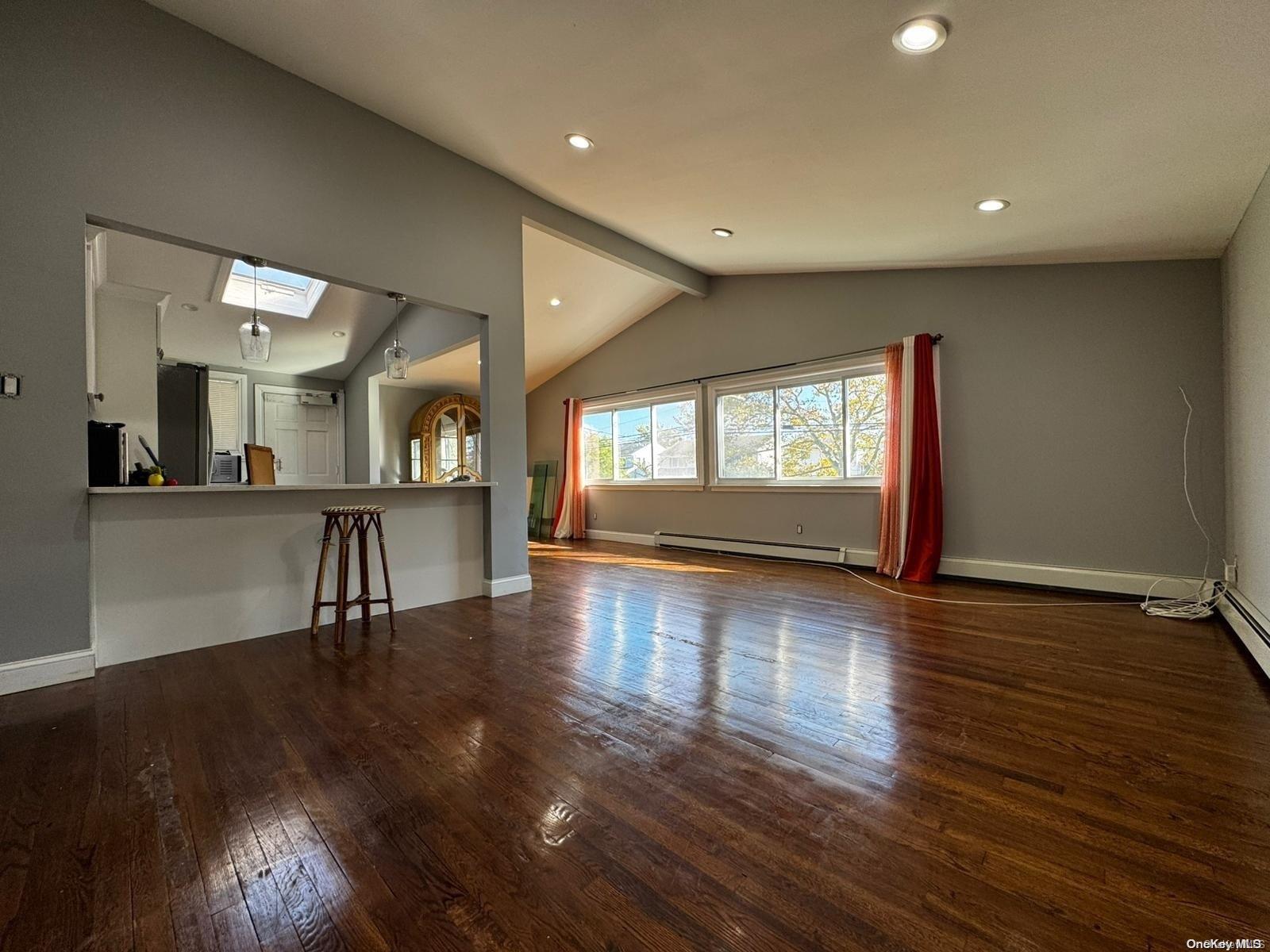 1061 Northern Boulevard Property Photo 5