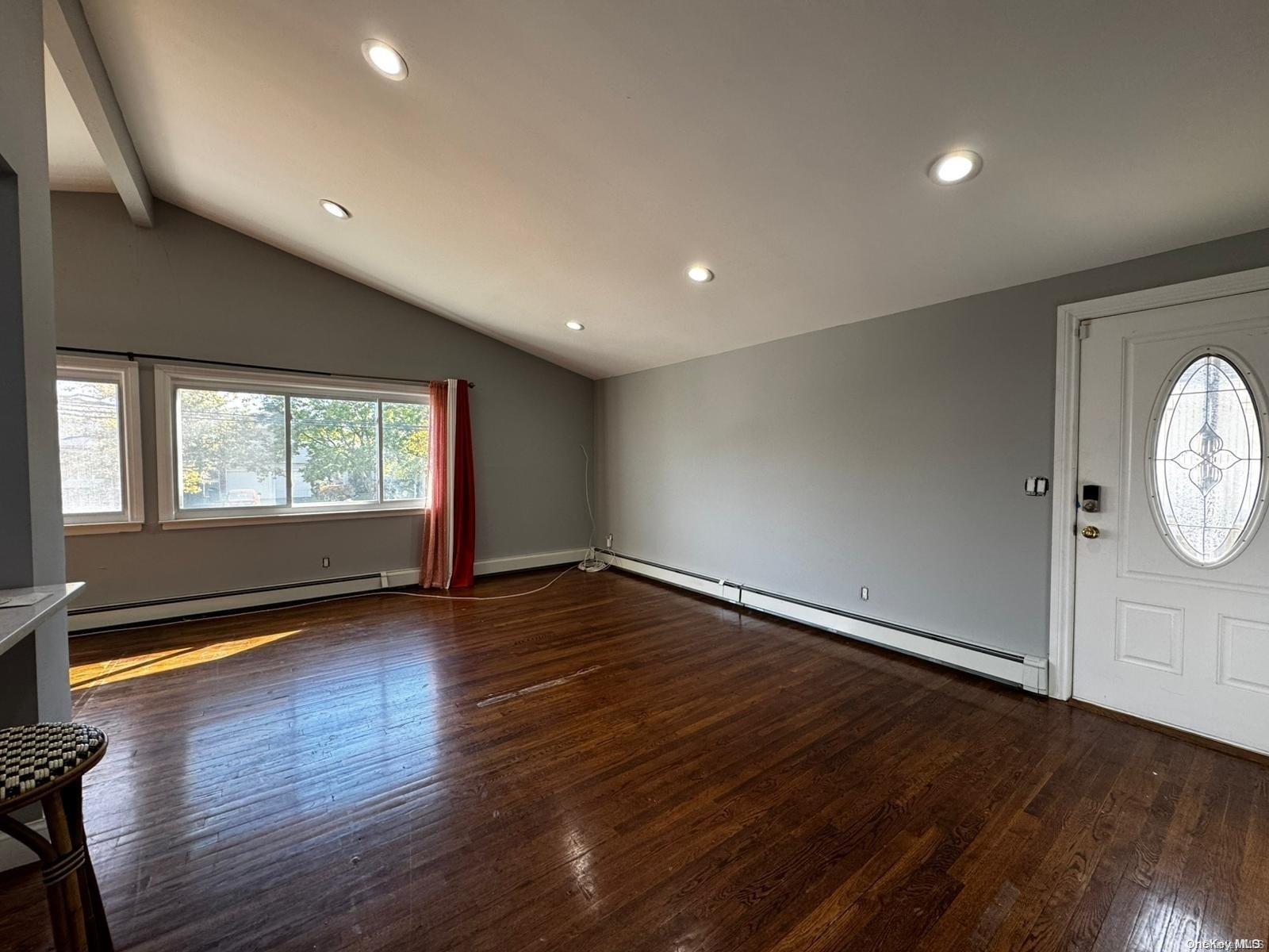 1061 Northern Boulevard Property Photo 6