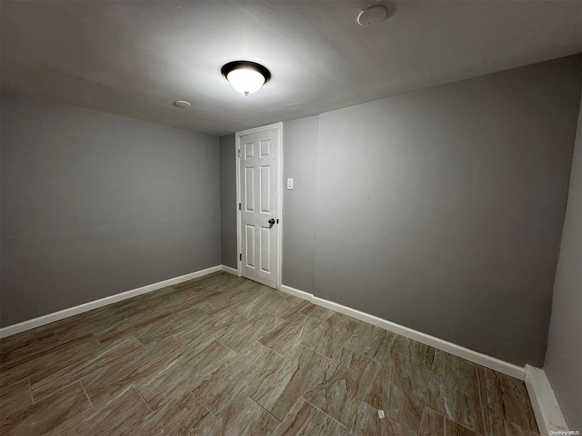 1061 Northern Boulevard Property Photo 21