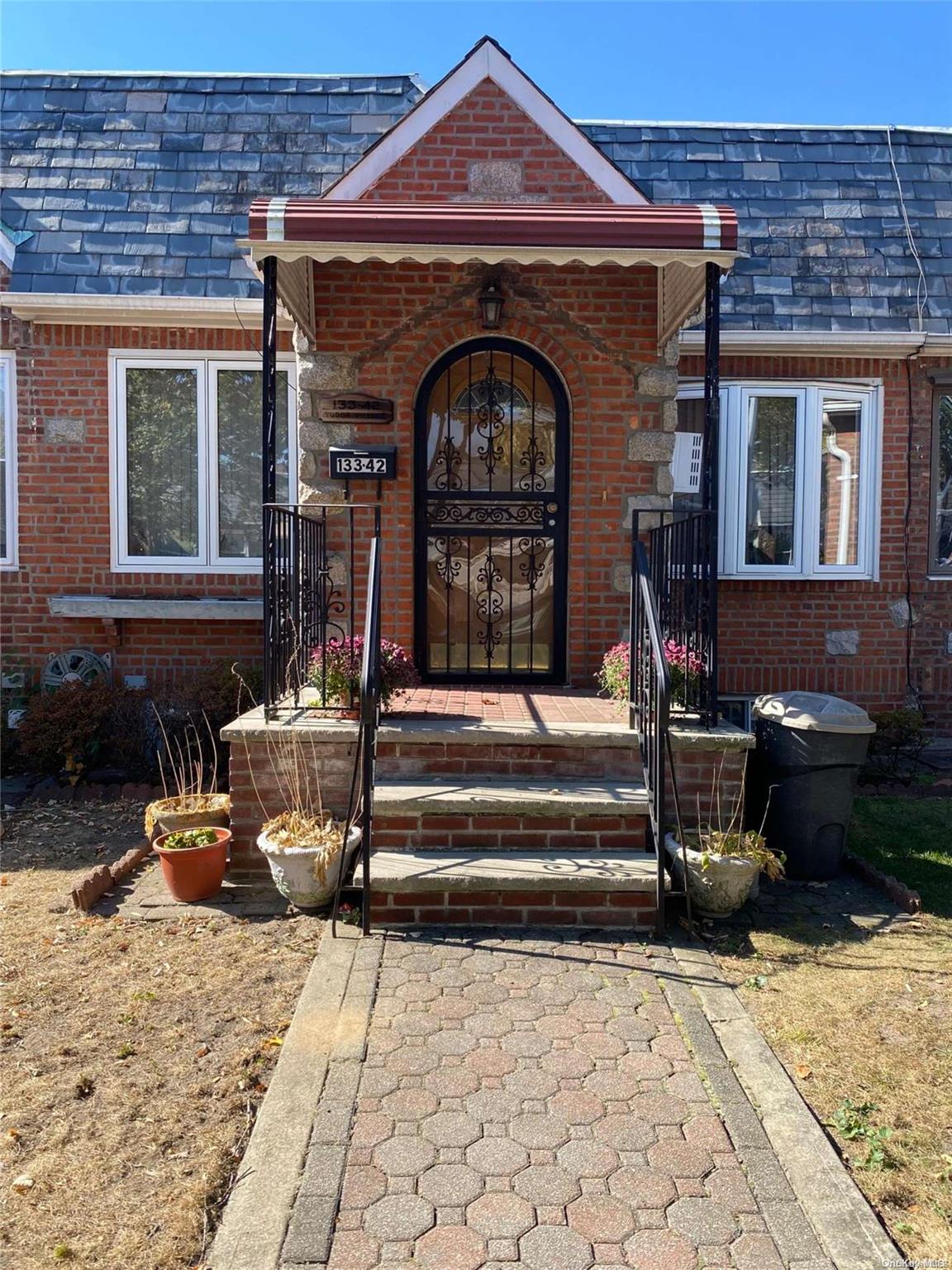 133-42 86th Street Property Photo 1