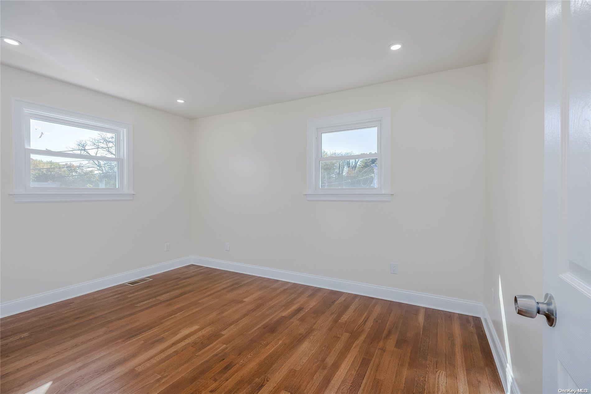 7 Radburn Lane Property Photo 16