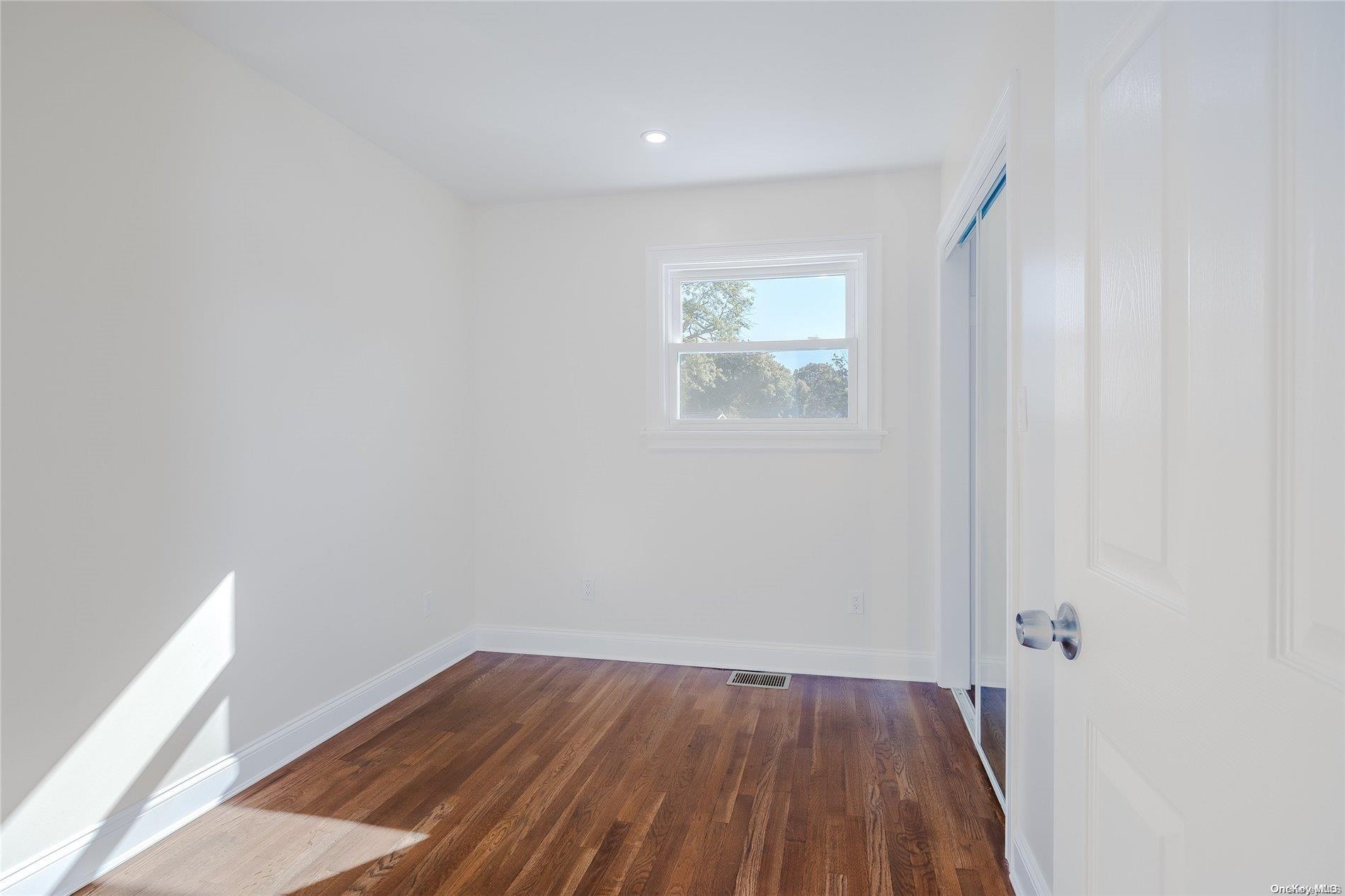 7 Radburn Lane Property Photo 19