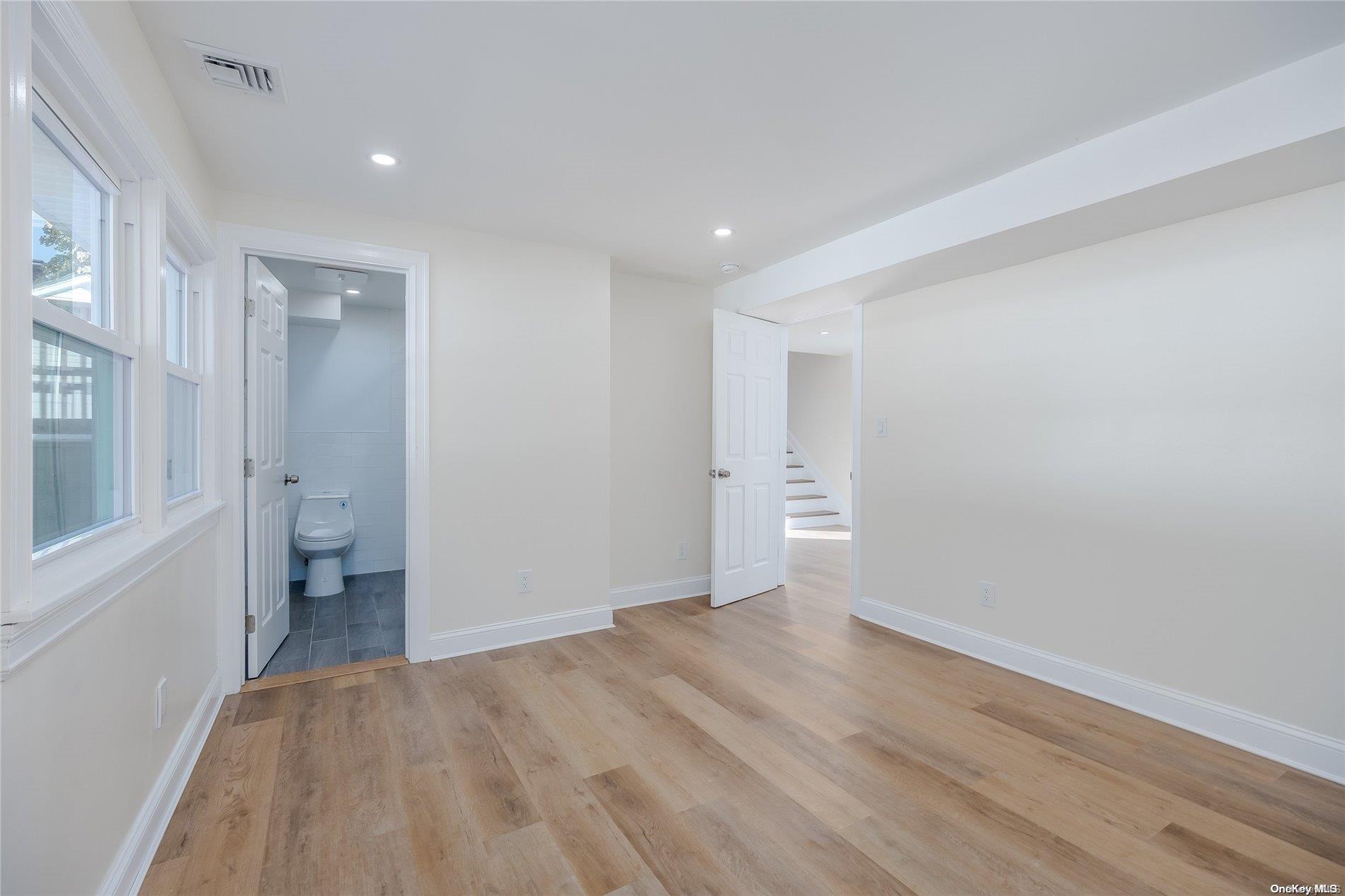 7 Radburn Lane Property Photo 22