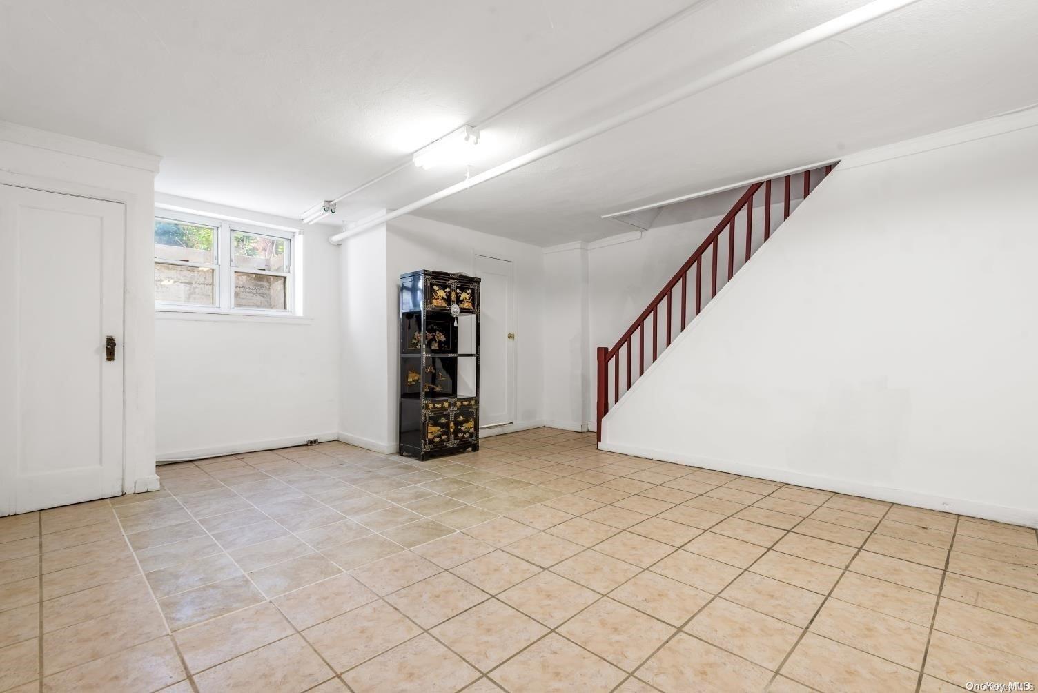 31-14 77 Street Property Photo 5