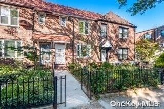 31-14 77 Street Property Photo 27