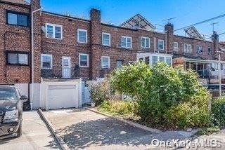 31-14 77 Street Property Photo 28