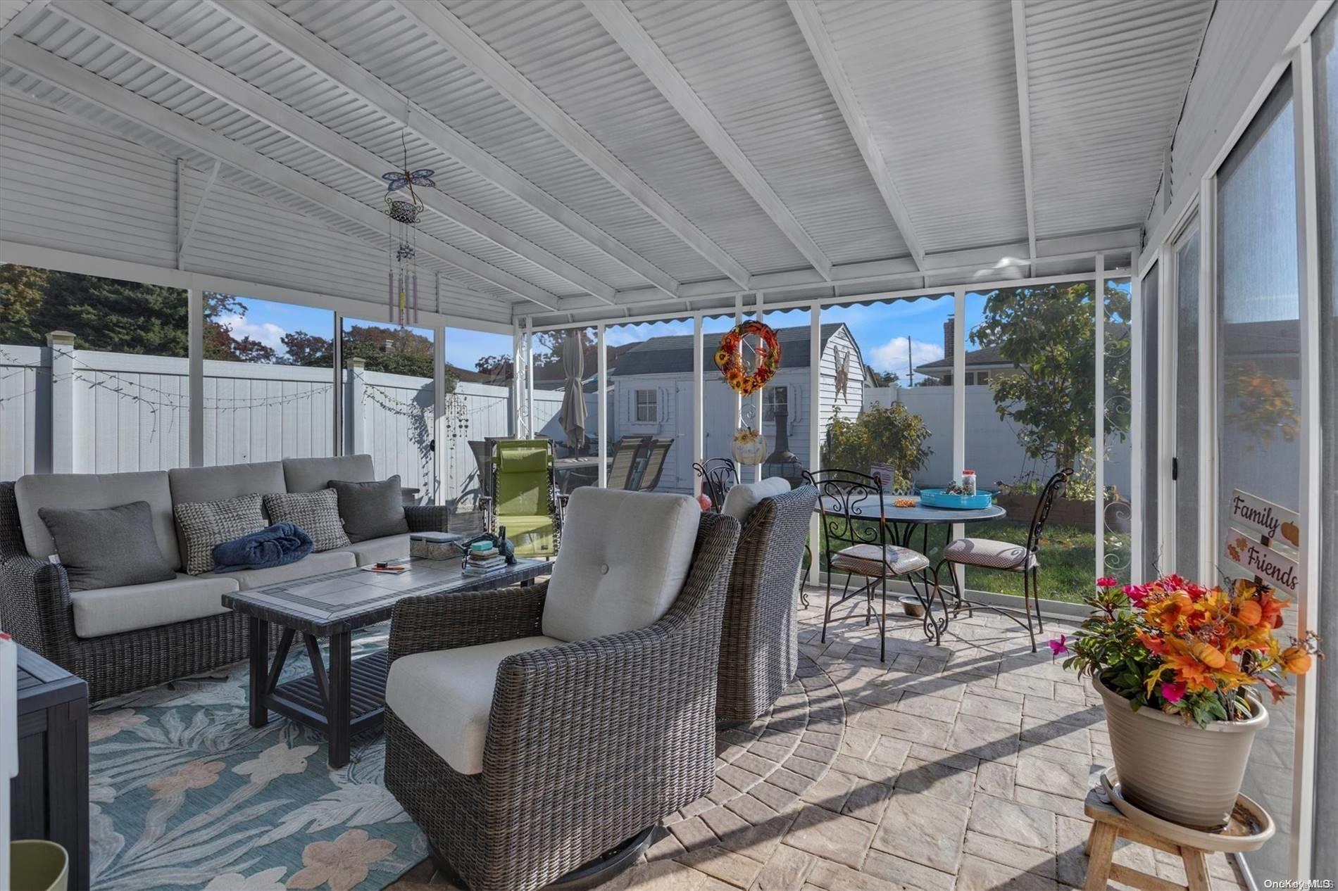 6 Evans Avenue Property Photo 8