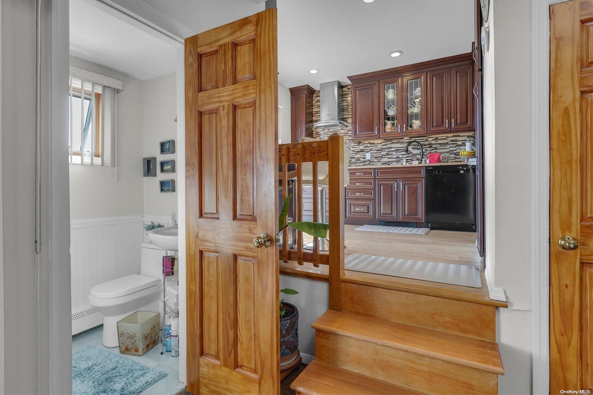 6 Evans Avenue Property Photo 9