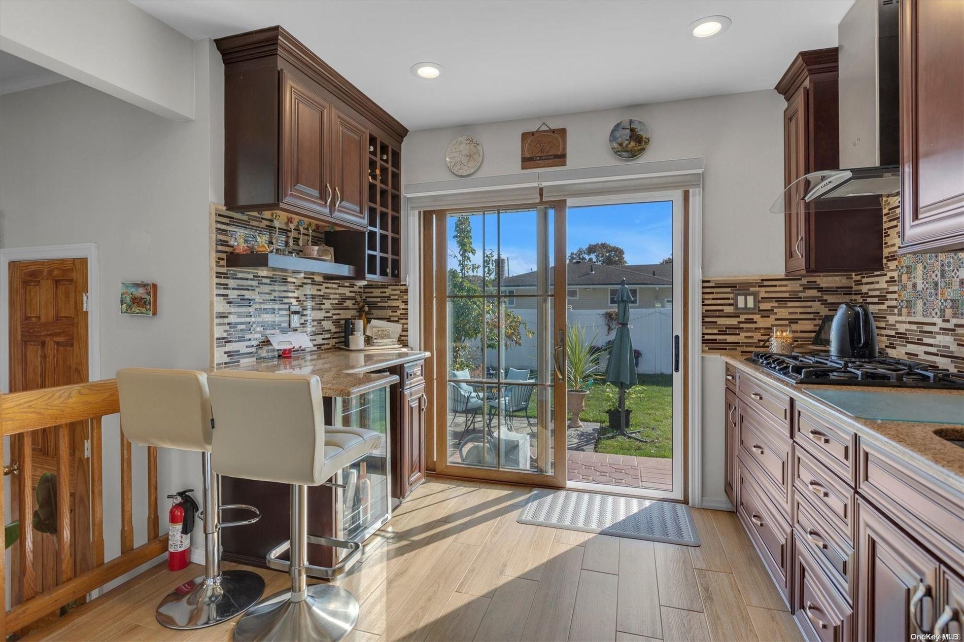 6 Evans Avenue Property Photo 10
