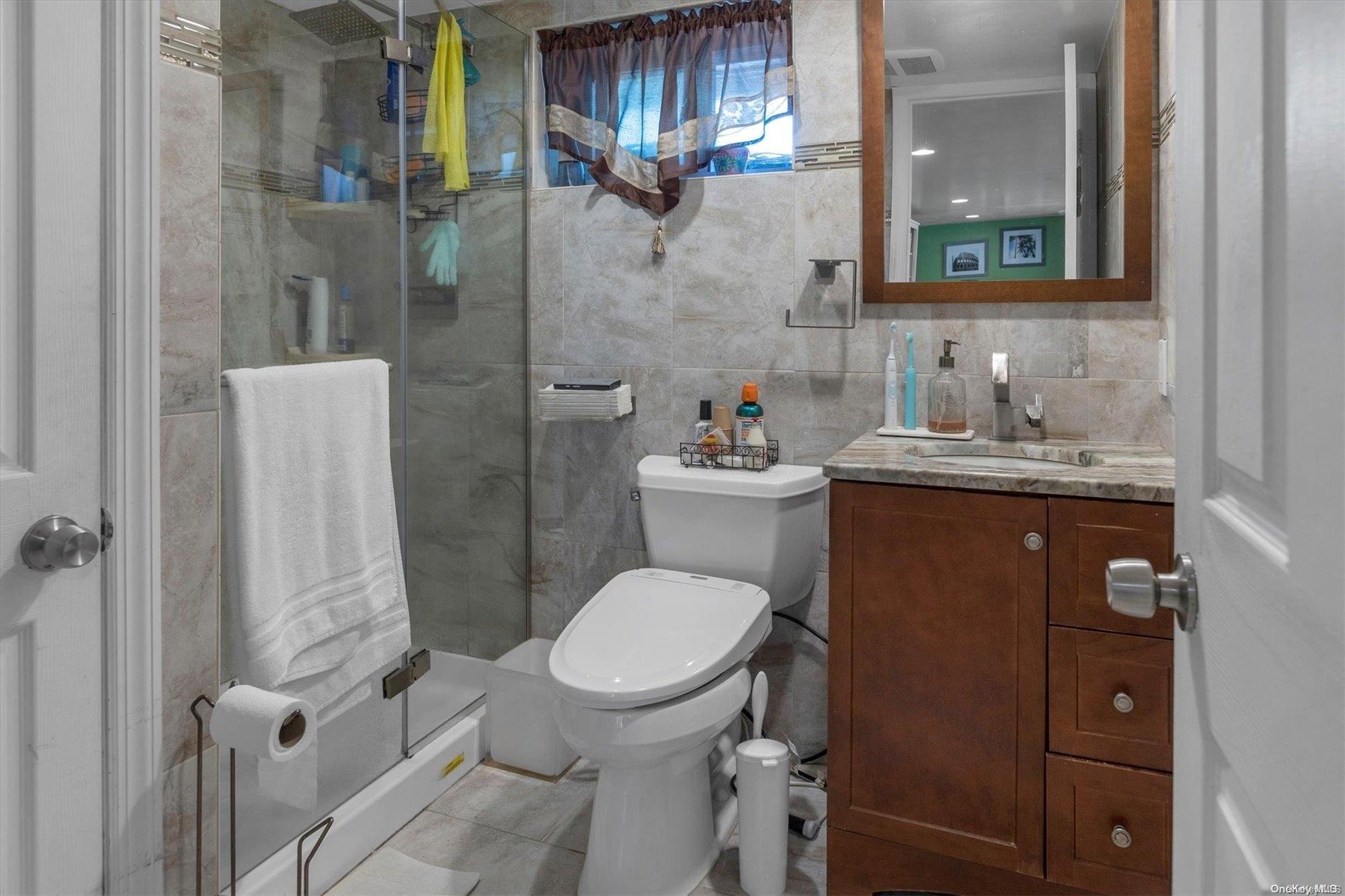 6 Evans Avenue Property Photo 14