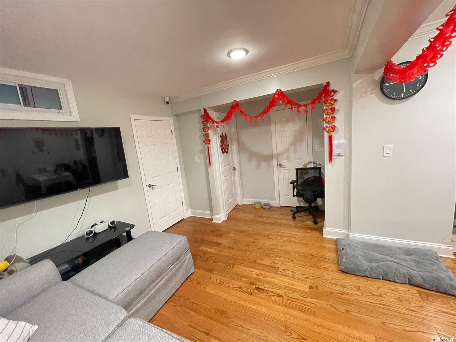 150-30 71 Avenue 2d Property Photo 4
