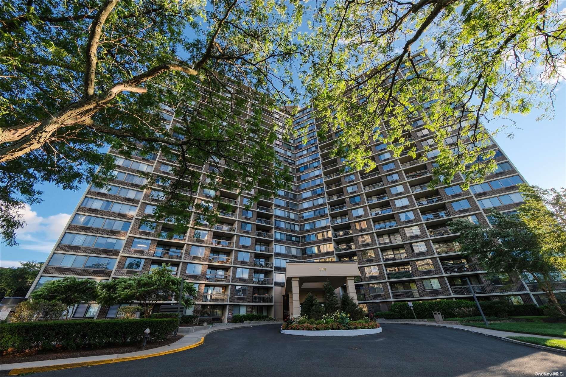1 Bay Club Drive 5f Property Photo 3