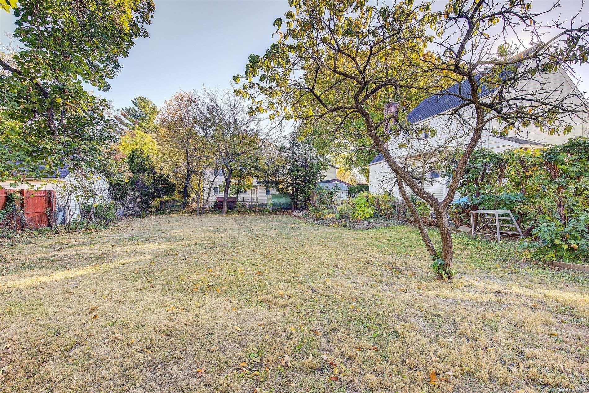 164-33 76th Road Property Photo 12