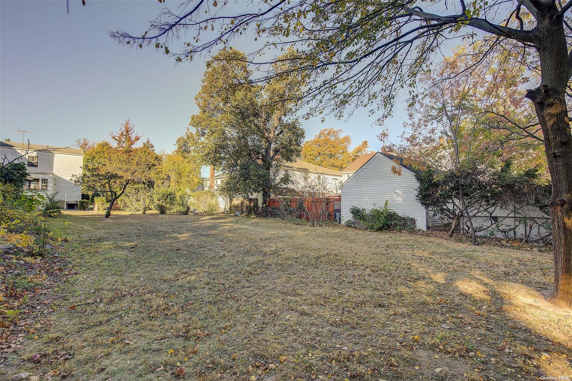 164-33 76th Road Property Photo 14