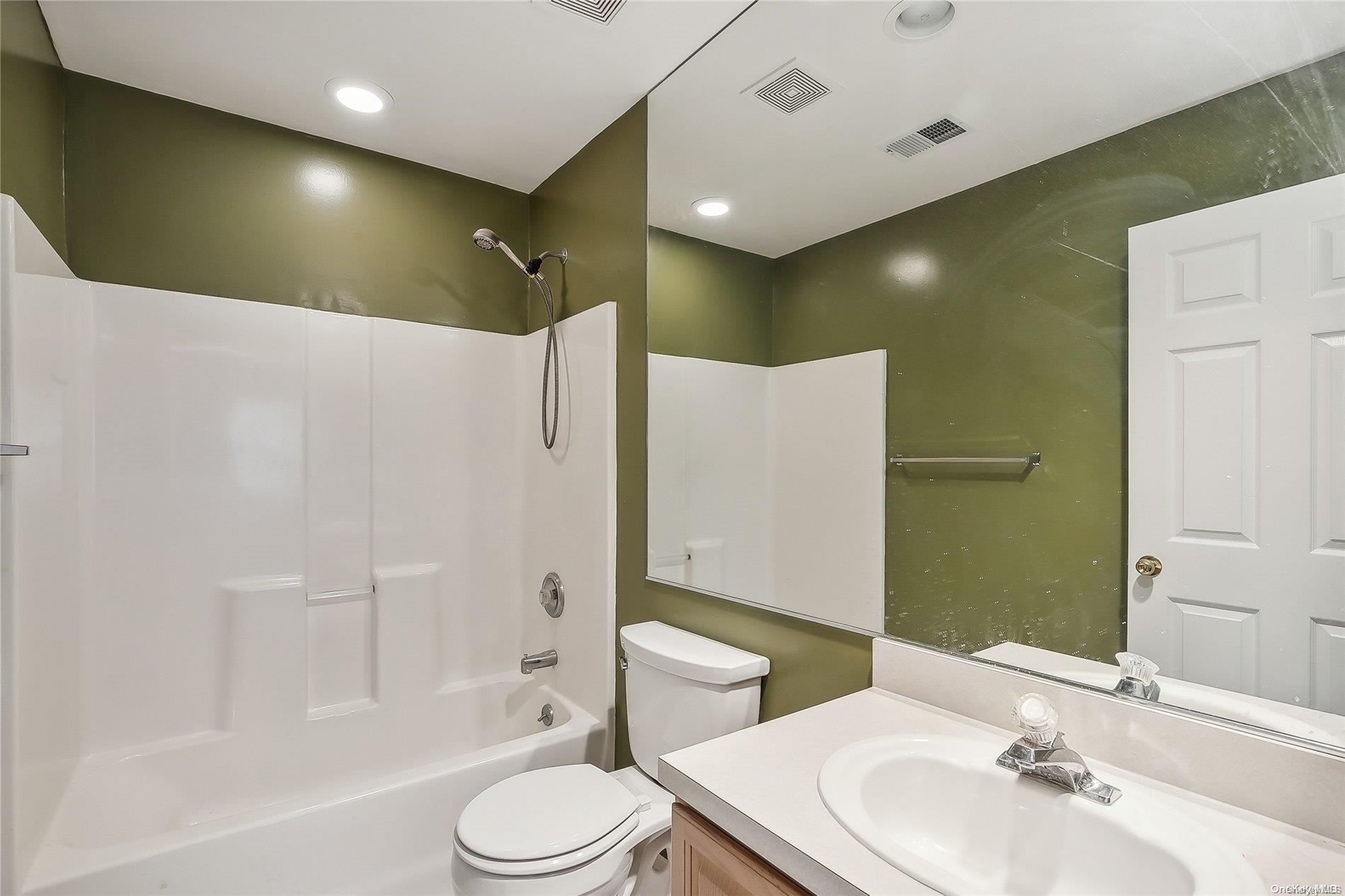 34 Biltmore Circle 34 Property Photo 12