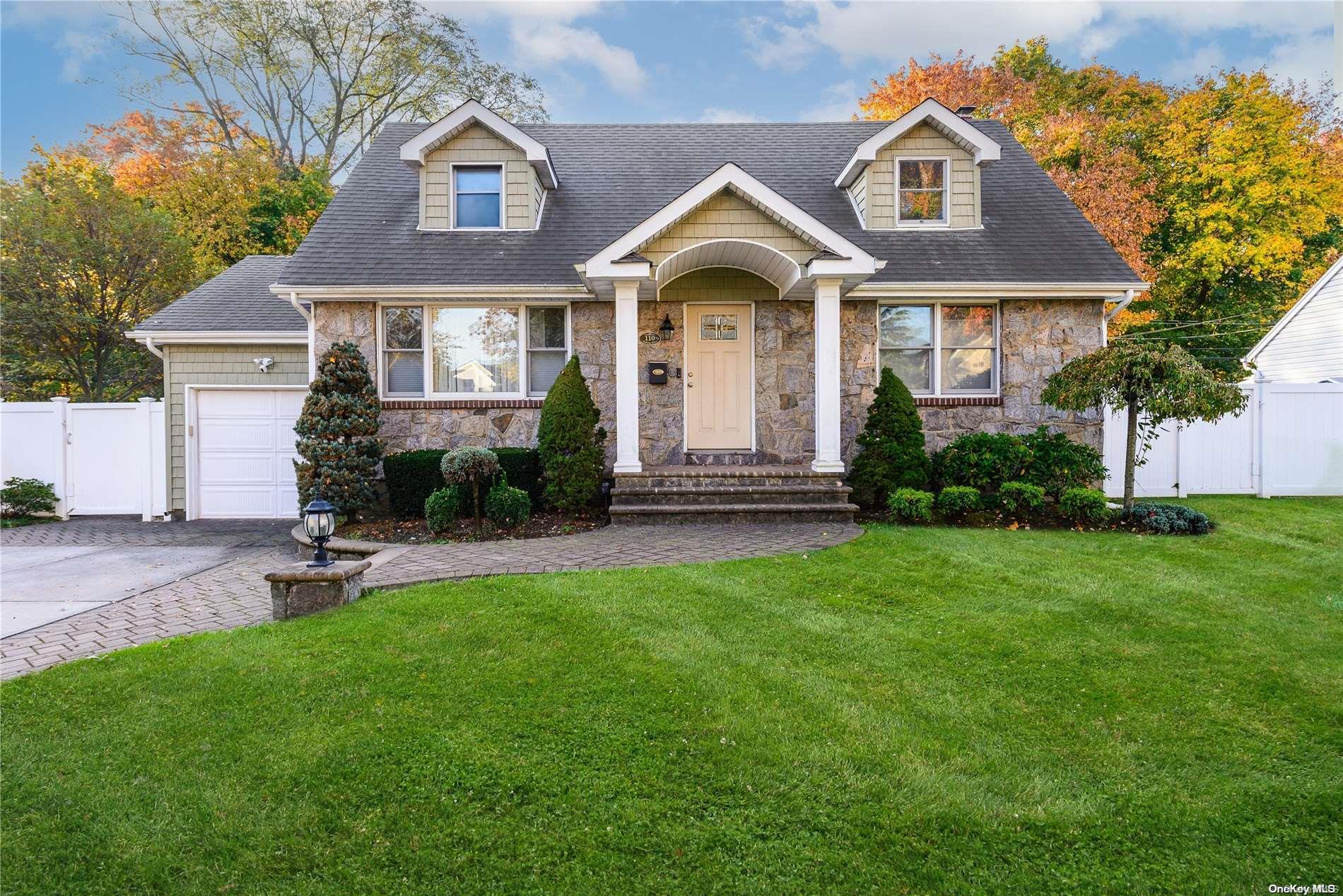 110 Parkway Drive Property Photo 1