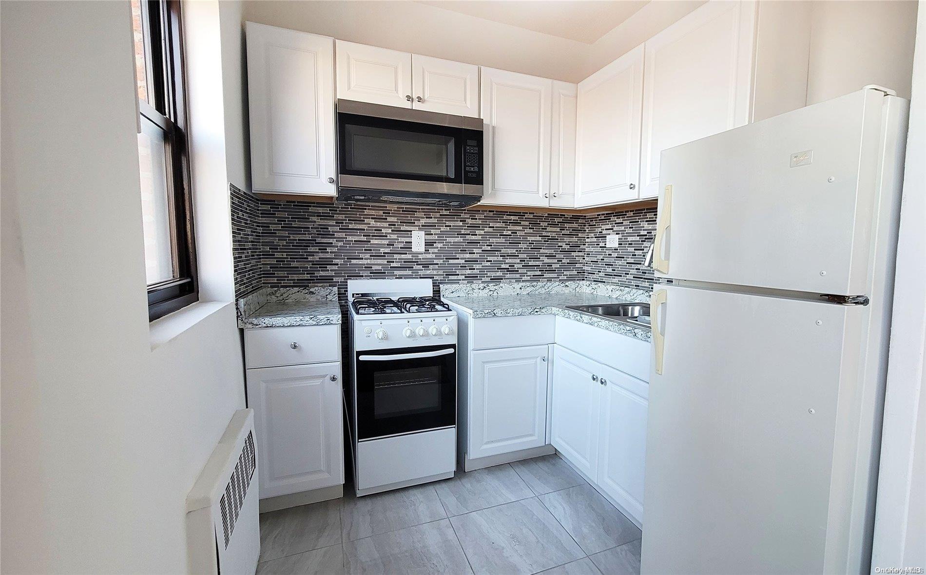 64-34 102st 7h Property Photo 5