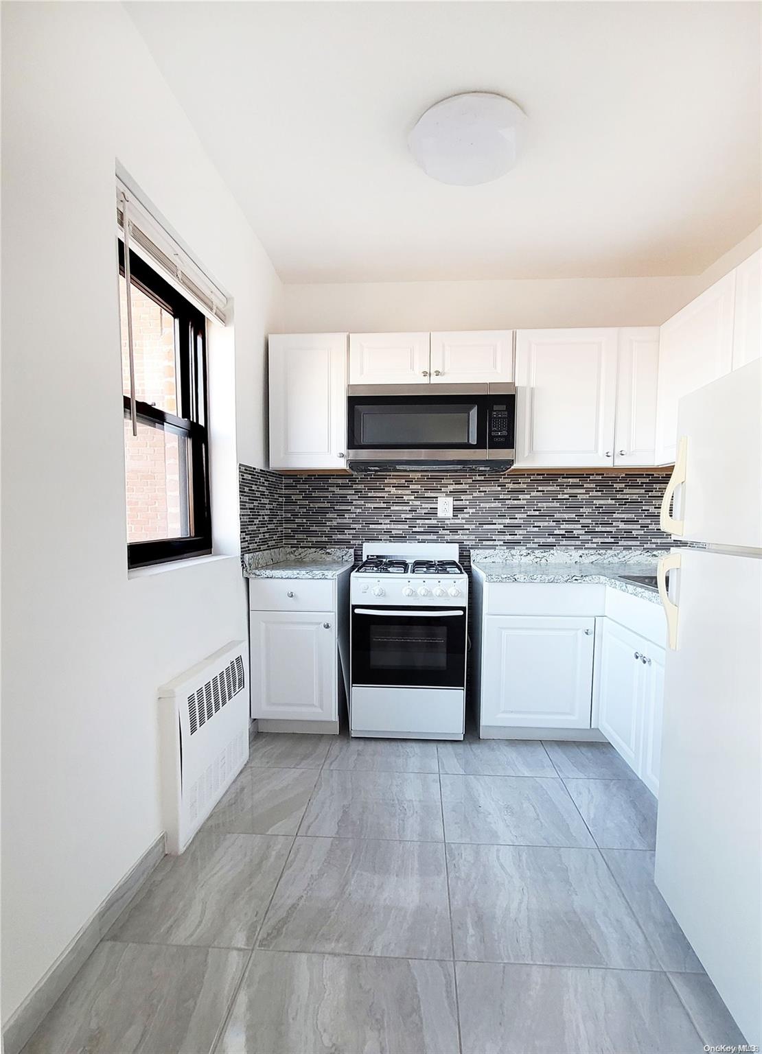 64-34 102st 7h Property Photo 6