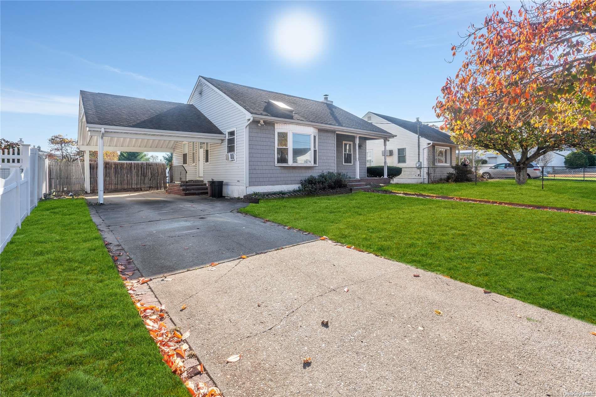 128 Gracie Drive Property Photo 1