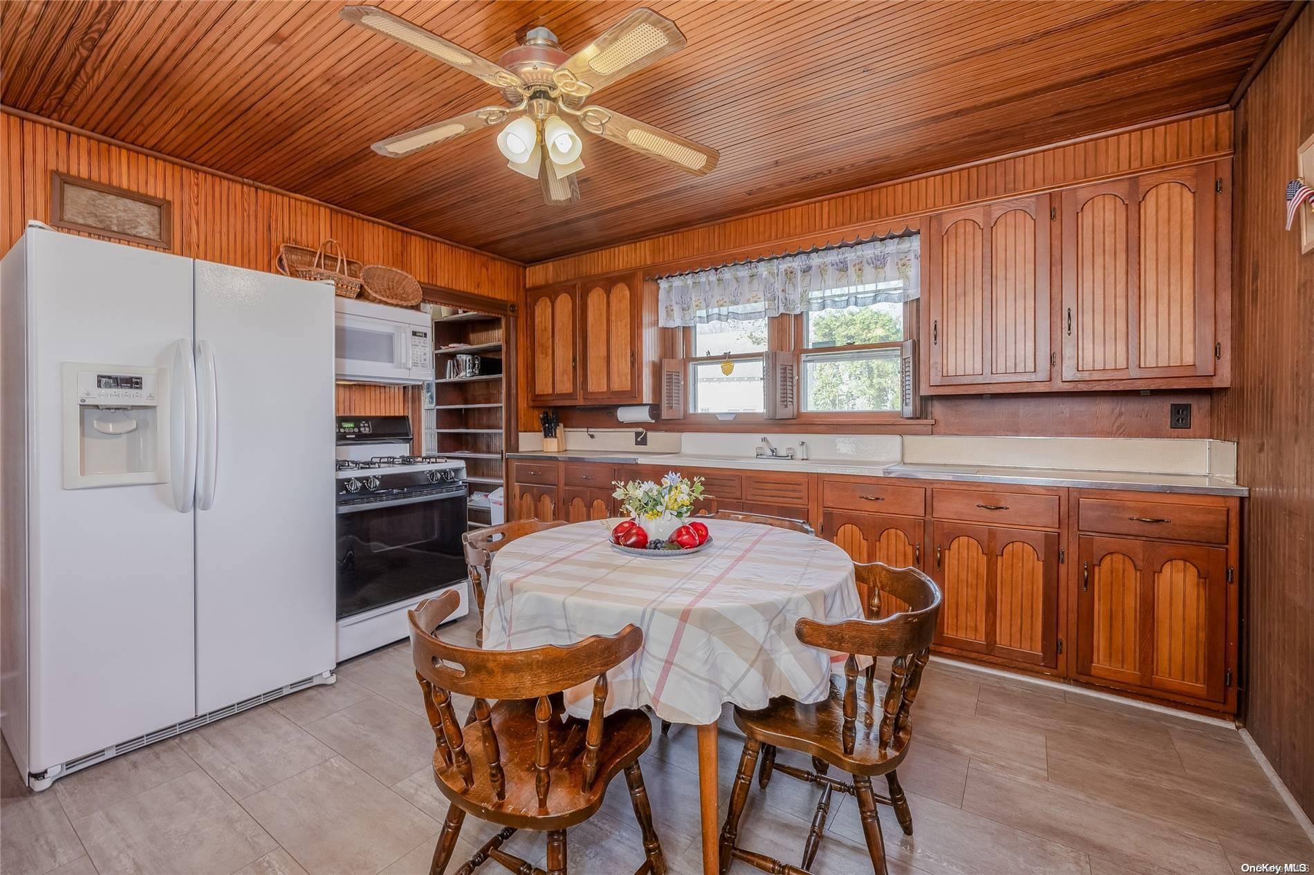 2055 Boisseau Avenue Property Photo 10