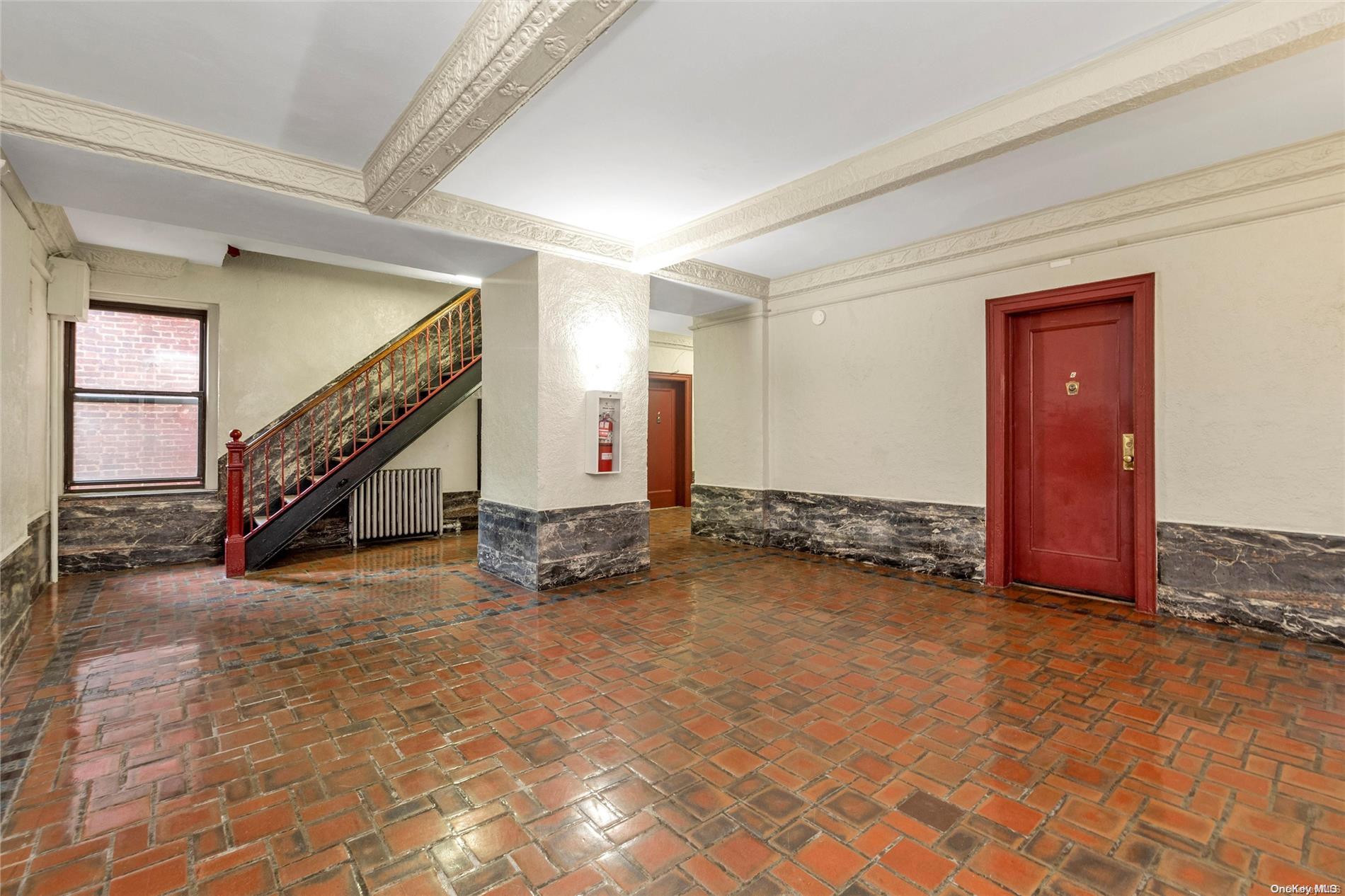 160-15 Powells Cove Boulevard C-303 Property Photo 10