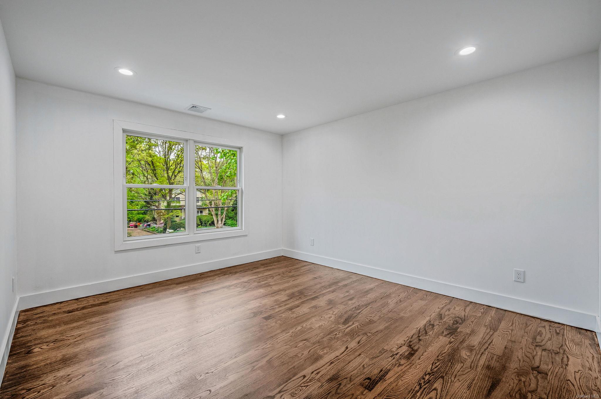 146 Walter Avenue Property Photo 20