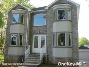 18 Dole Avenue Property Photo