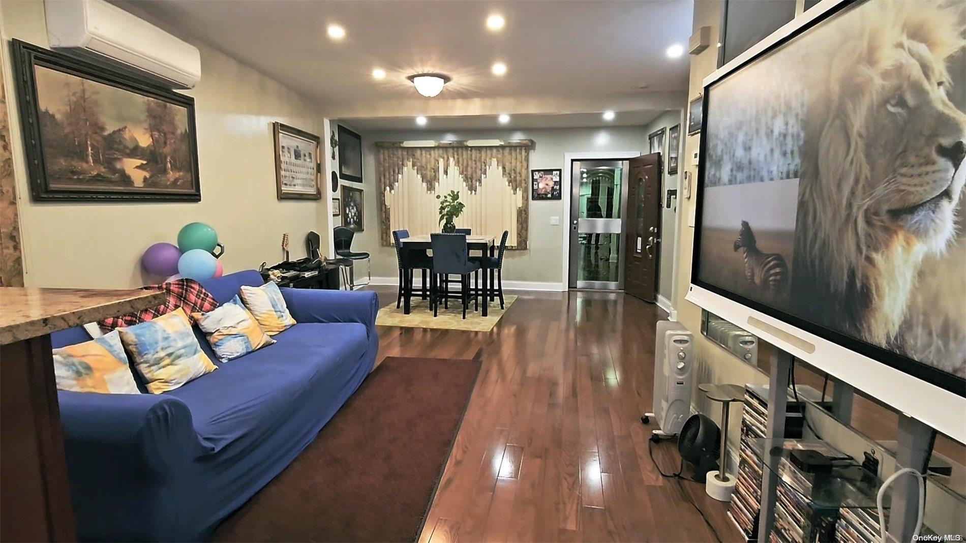145-86 179th Street Property Photo 2
