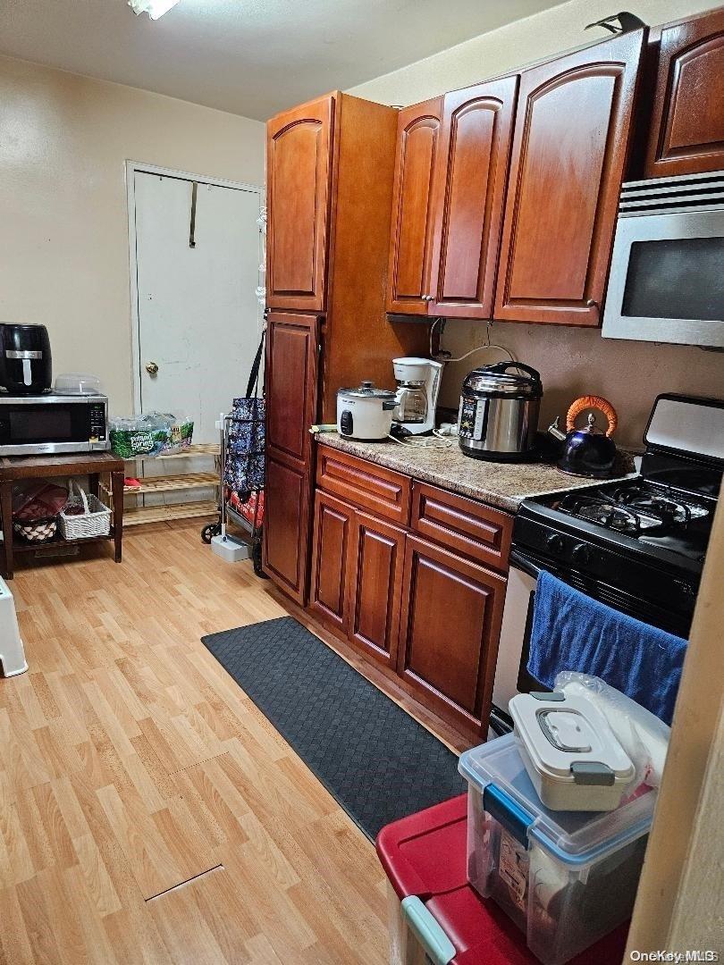 99-11 60th Avenue 3e Property Photo 5