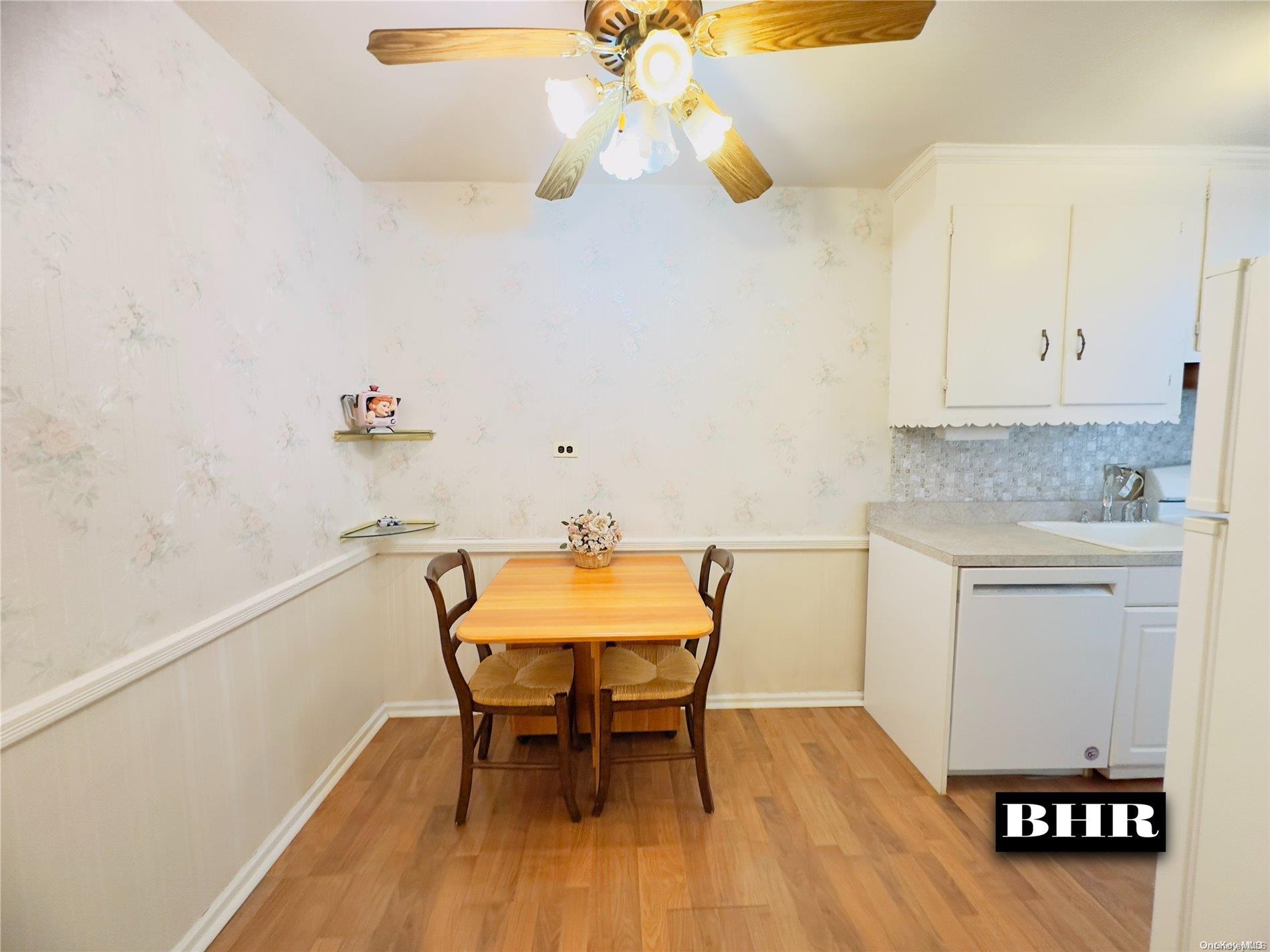 2461 E 29th Street 4a Property Photo 5