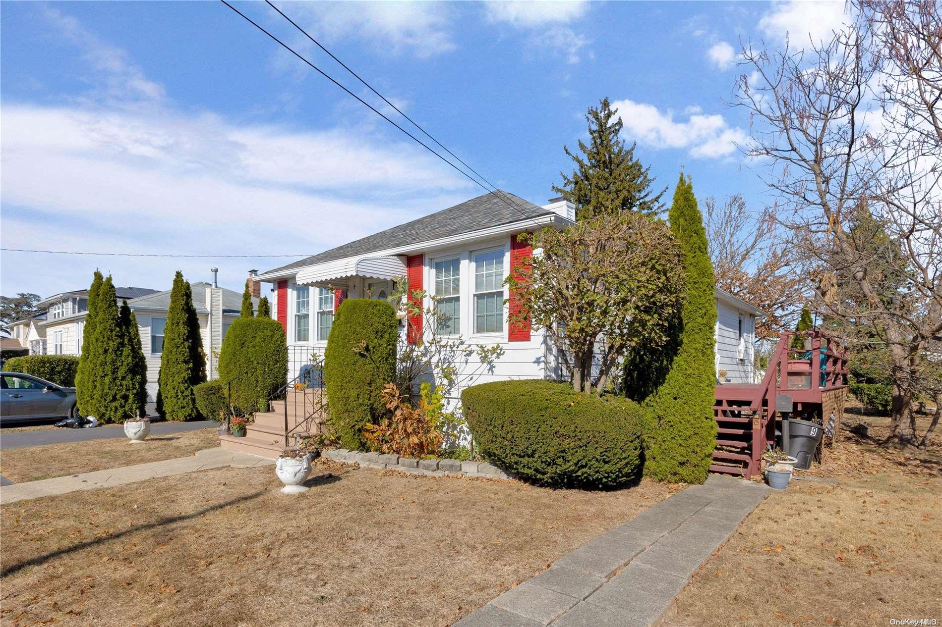 9 Arch Avenue Property Photo 3