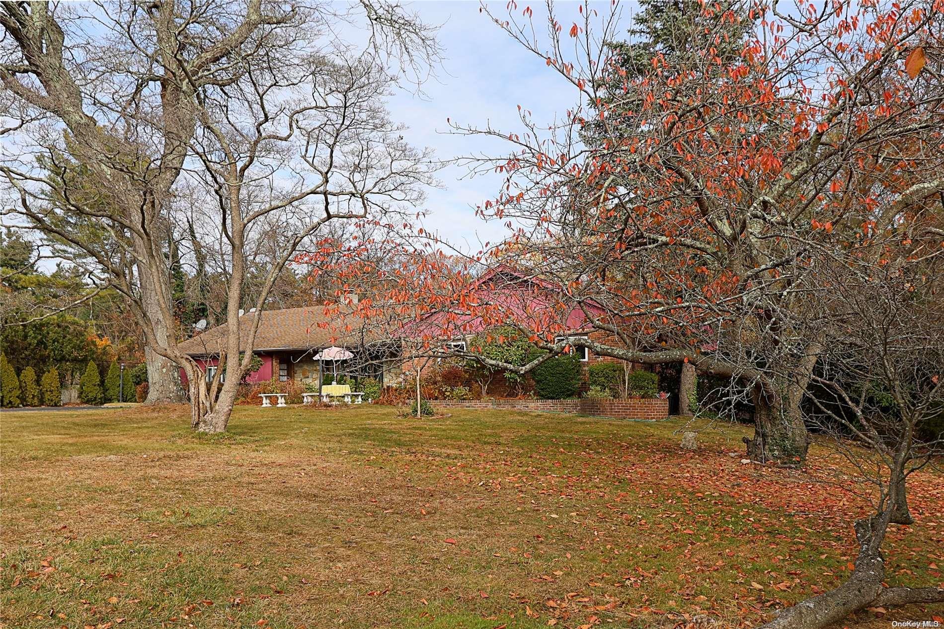 20 Rolling Hill Road Property Photo 3
