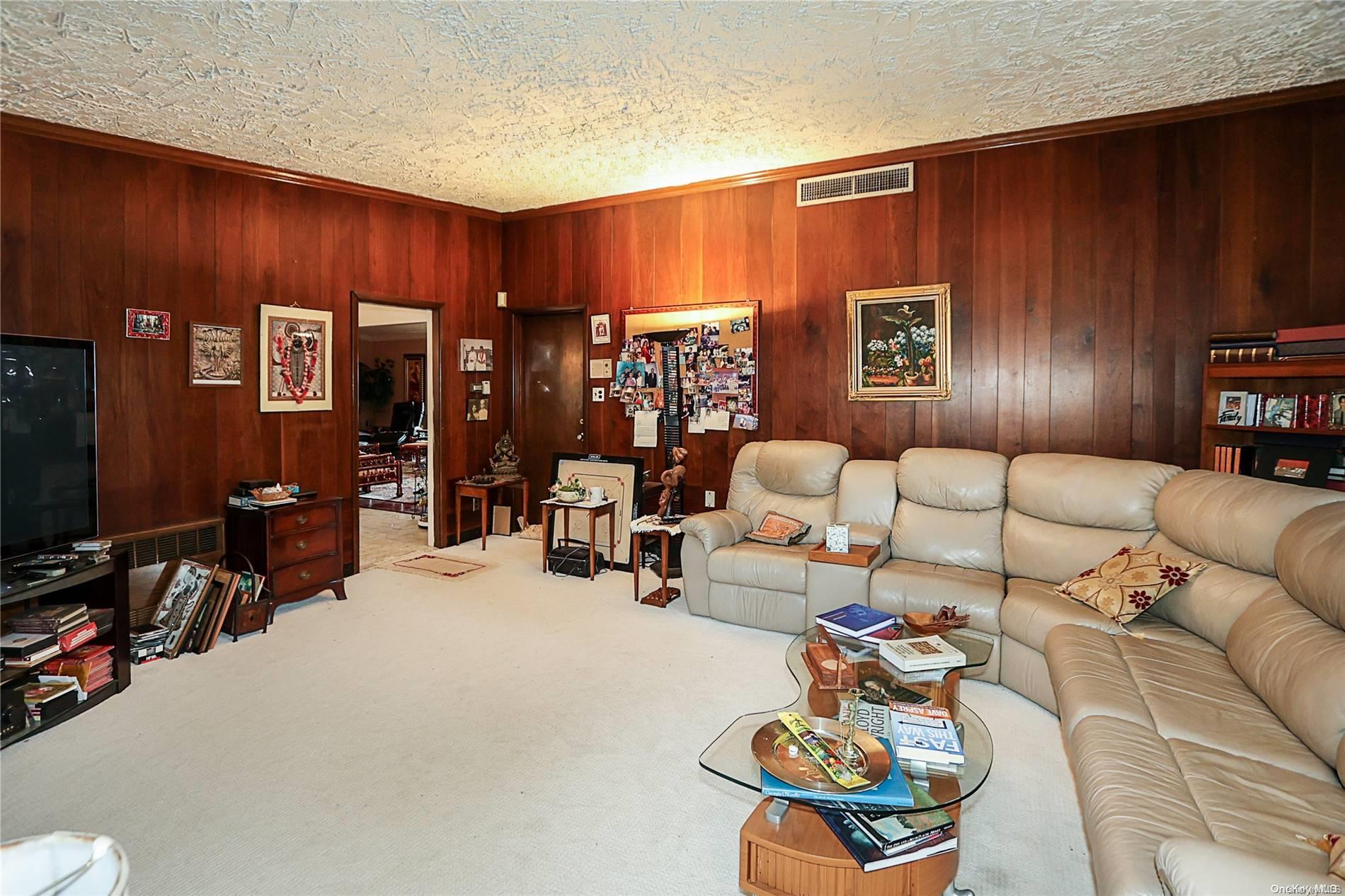 20 Rolling Hill Road Property Photo 12