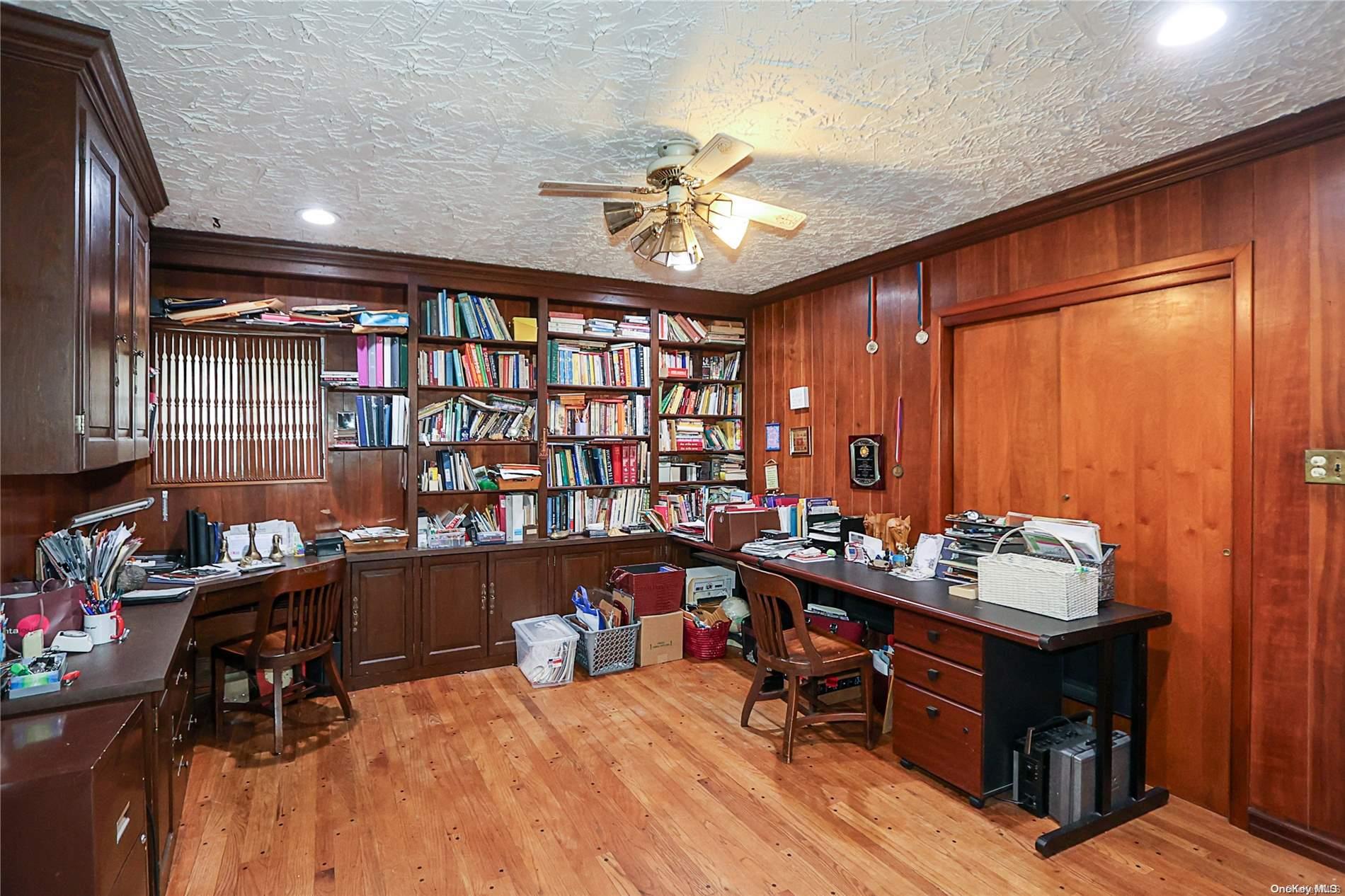 20 Rolling Hill Road Property Photo 22