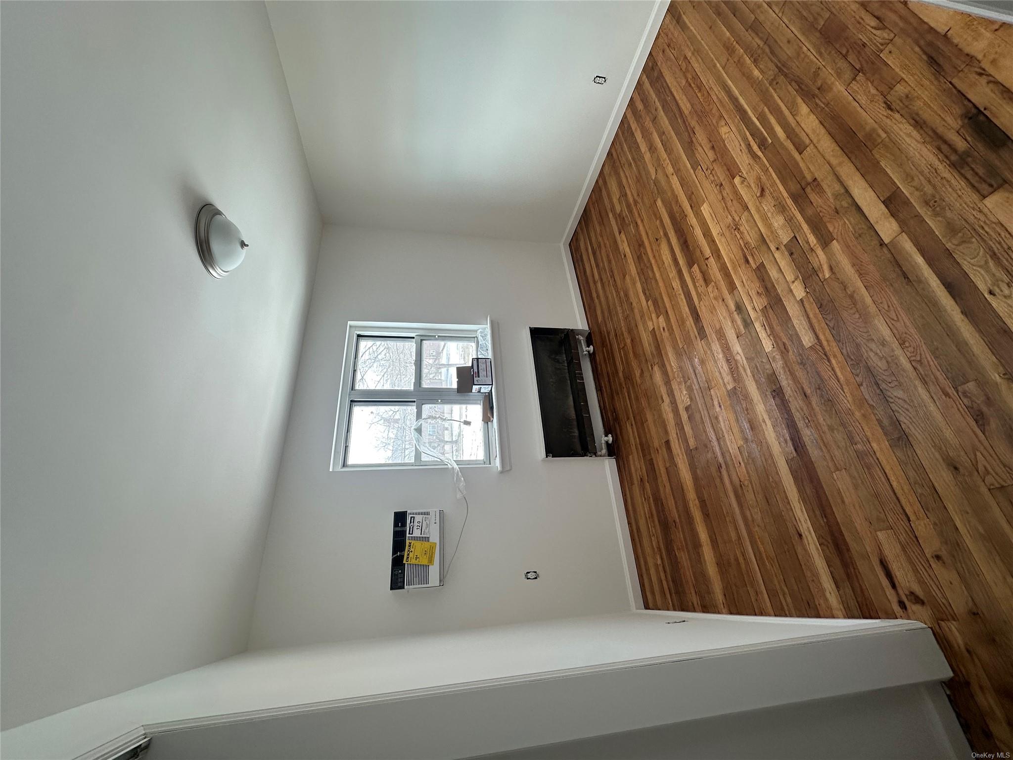 67-38 152nd St 280b Property Photo 3