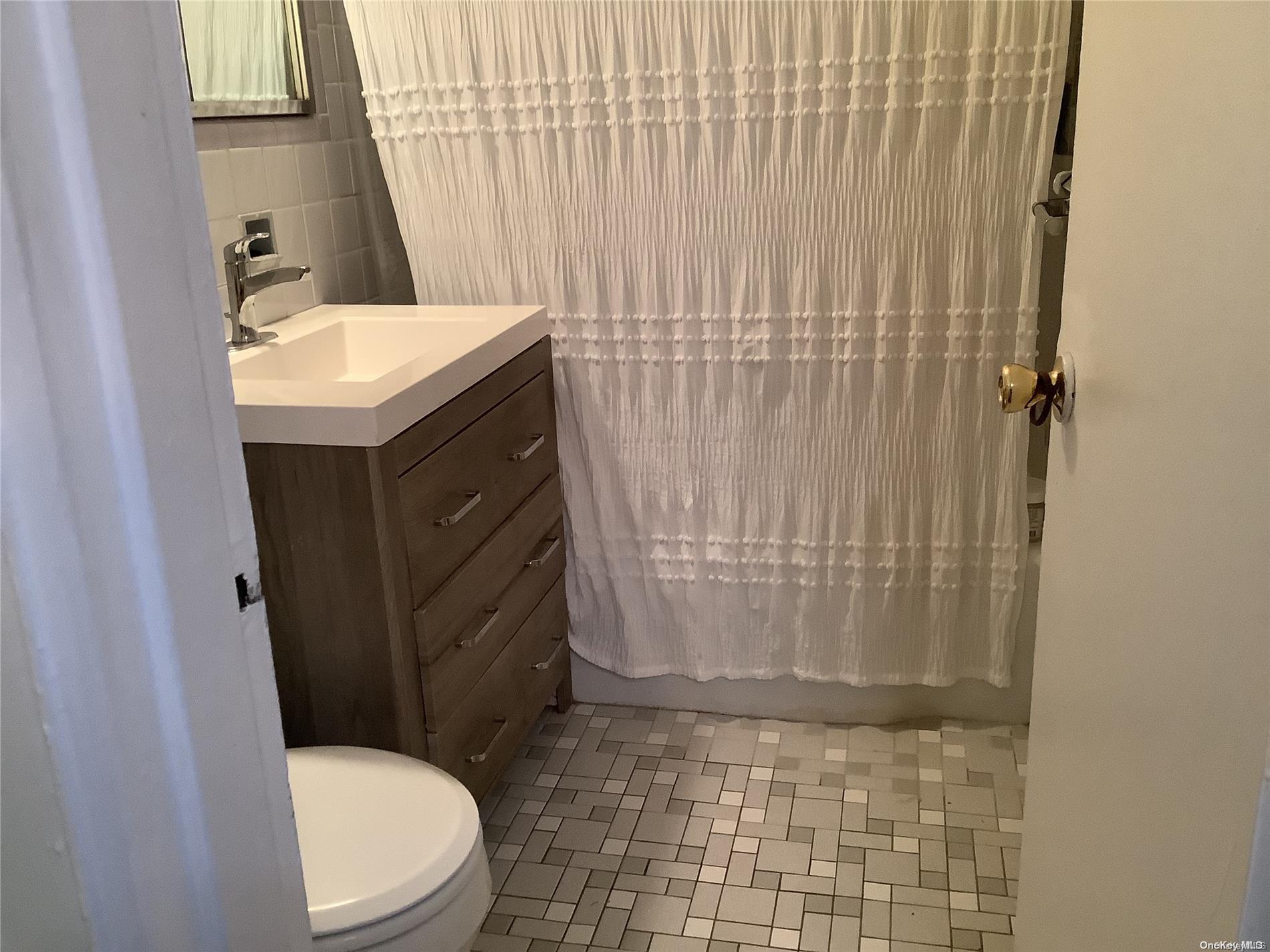 79-04 155 Ave 189 Property Photo 21