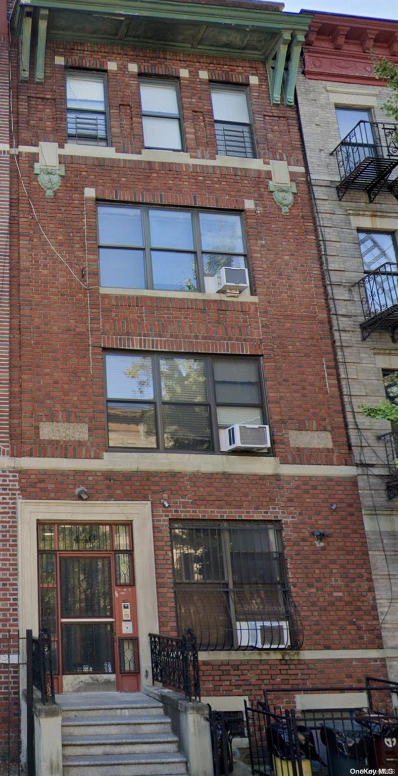 446 Chauncey Street 446-4 Property Photo 7
